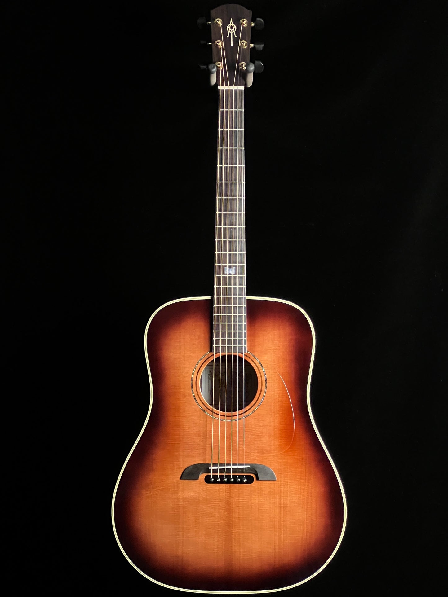 Alvarez DYM70BD Yairi Masterworks Dreadnought Brad Davis Sitka Spruce/East Indian Rosewood - New
