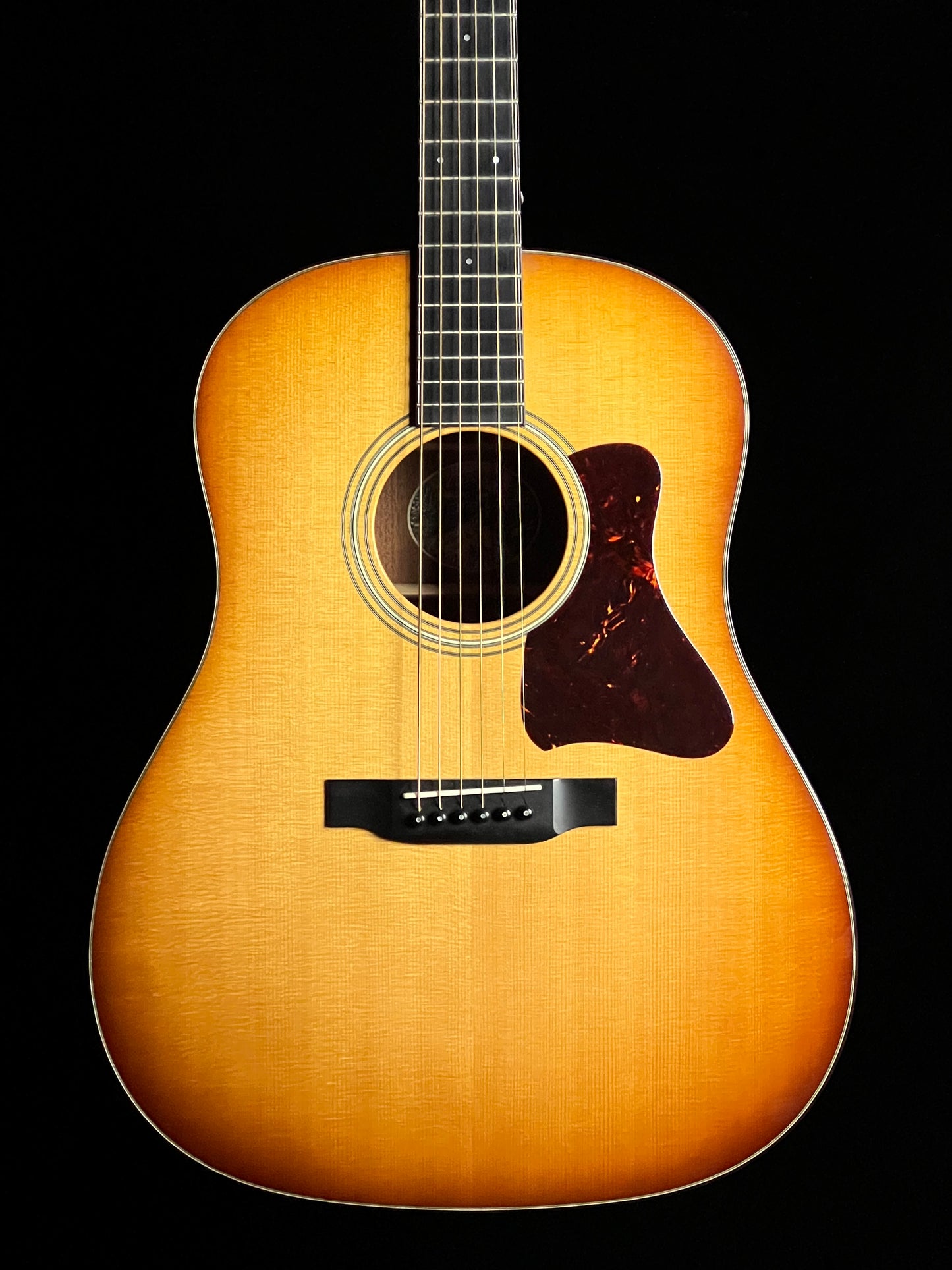 Collings CJ MH Slope Shoulder Jumbo Sunburst Acoustic Guitar - Used