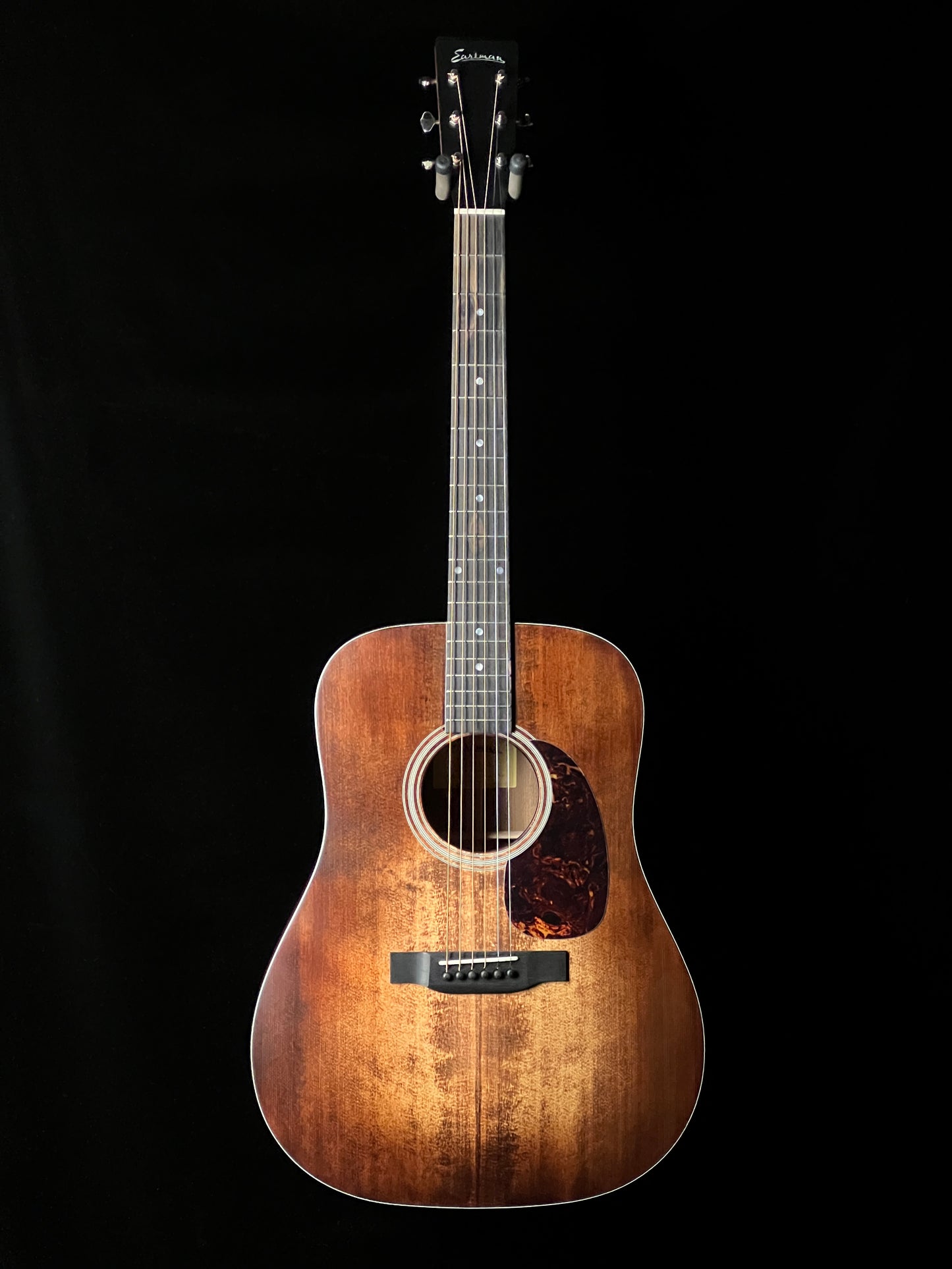 Eastman E1D-CLA Dreadnought Thermo-Cured Sitka Spruce/Solid Sapele Acoustic Guitar - New