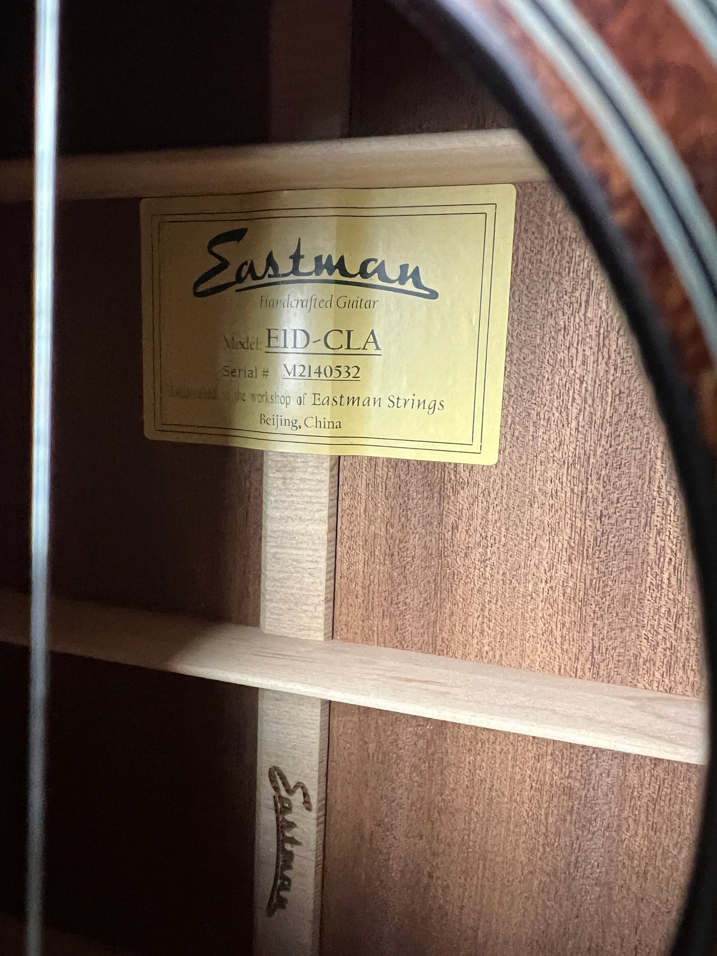 Eastman E1D-CLA Dreadnought Thermo-Cured Sitka Spruce/Solid Sapele Acoustic Guitar - New