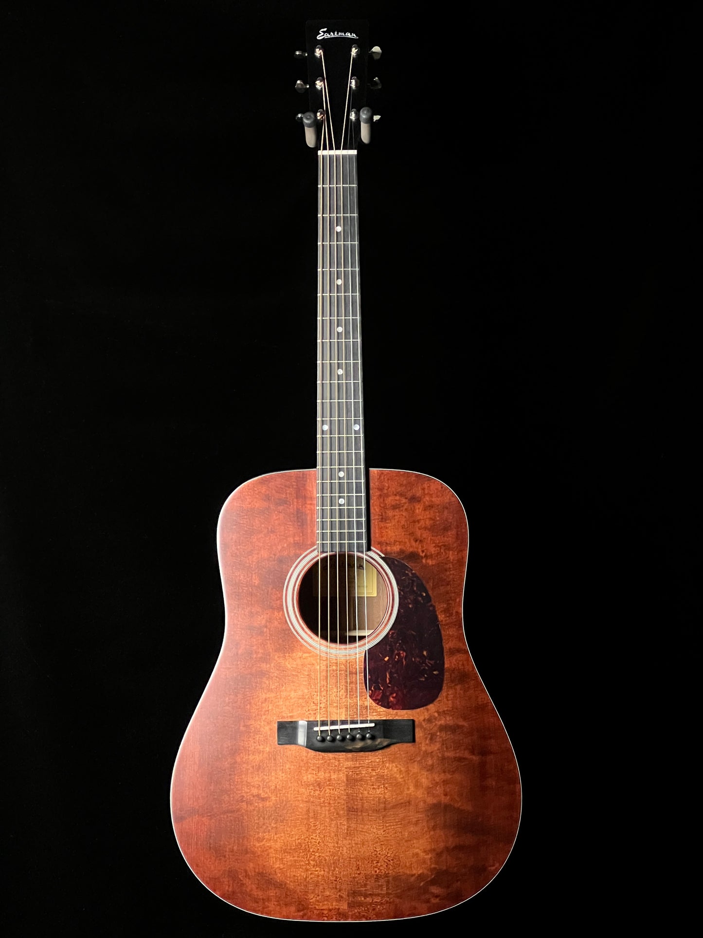 Eastman E1D-CLA Dreadnought Thermo-Cured Sitka Spruce/Solid Sapele Acoustic Guitar - New