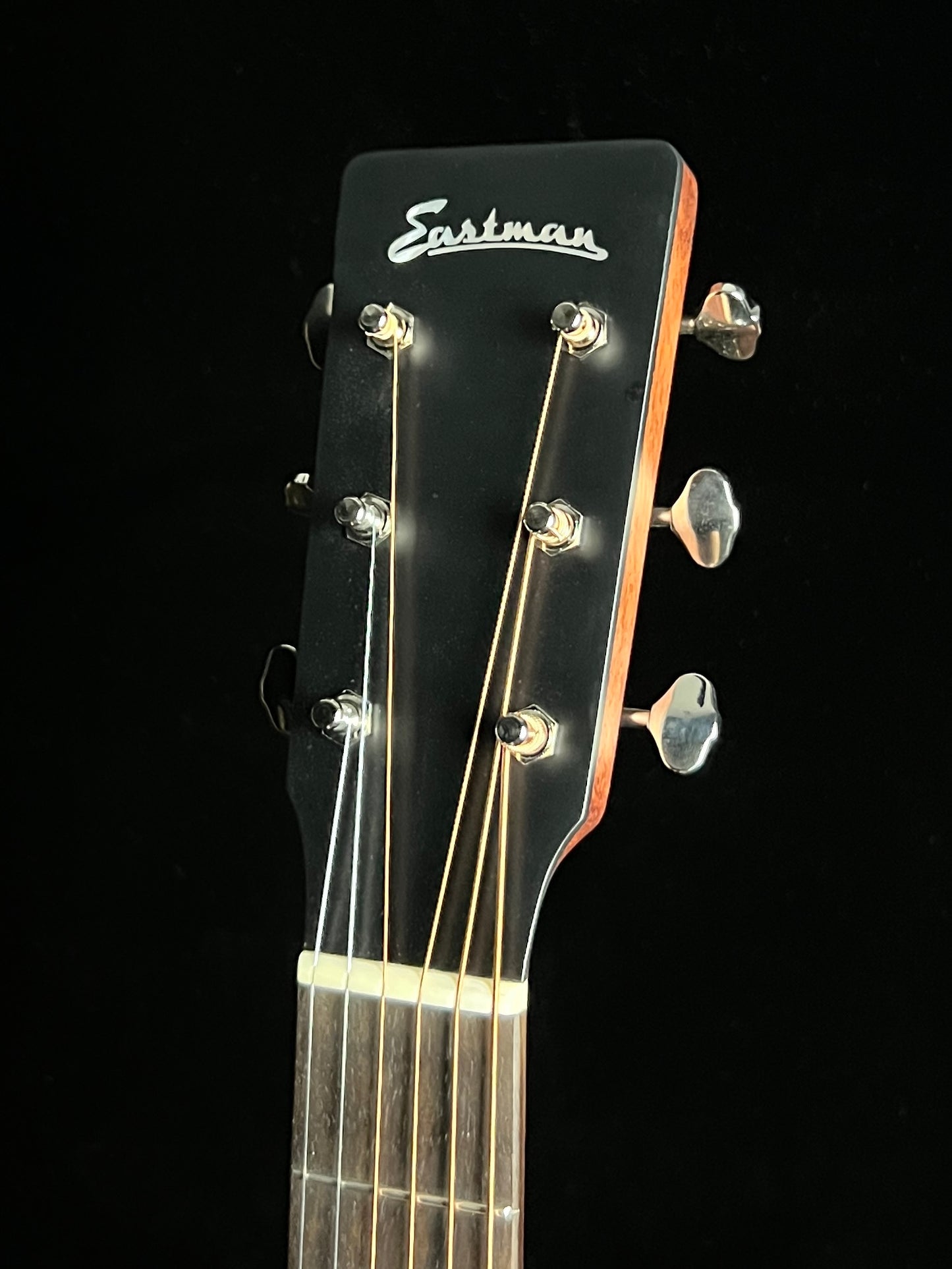 Eastman E1DL-CLA Left Handed Dreadnought Acoustic Guitar Sitka Spruce/Sapele - New