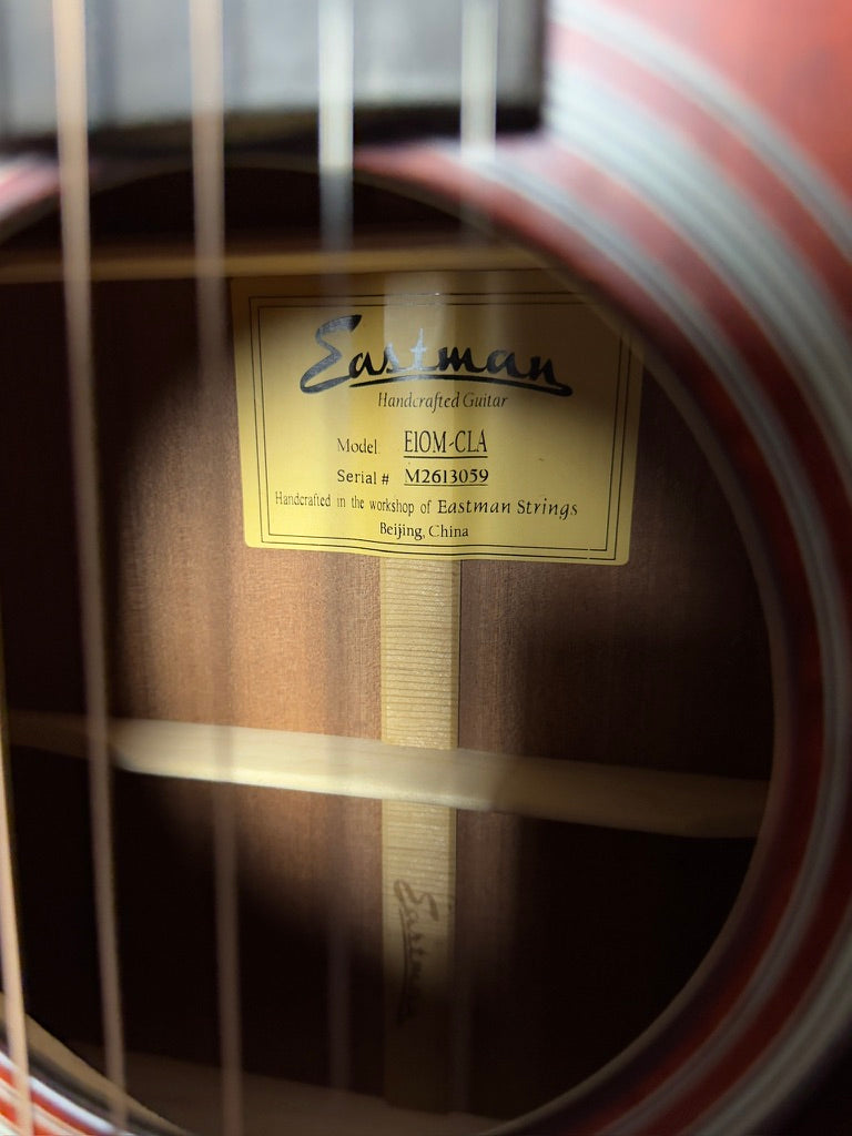 Eastman E1OM-CLA Sitka Spruce/Sapele Acoustic Guitar - New