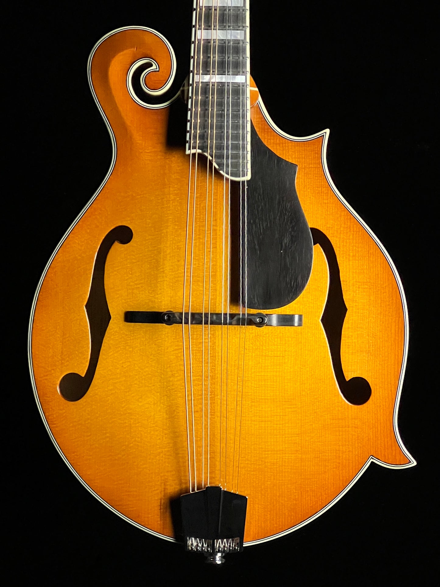 Eastman MD615-GB F-Style Mandolin Spruce/Maple with K&K Pickup - New