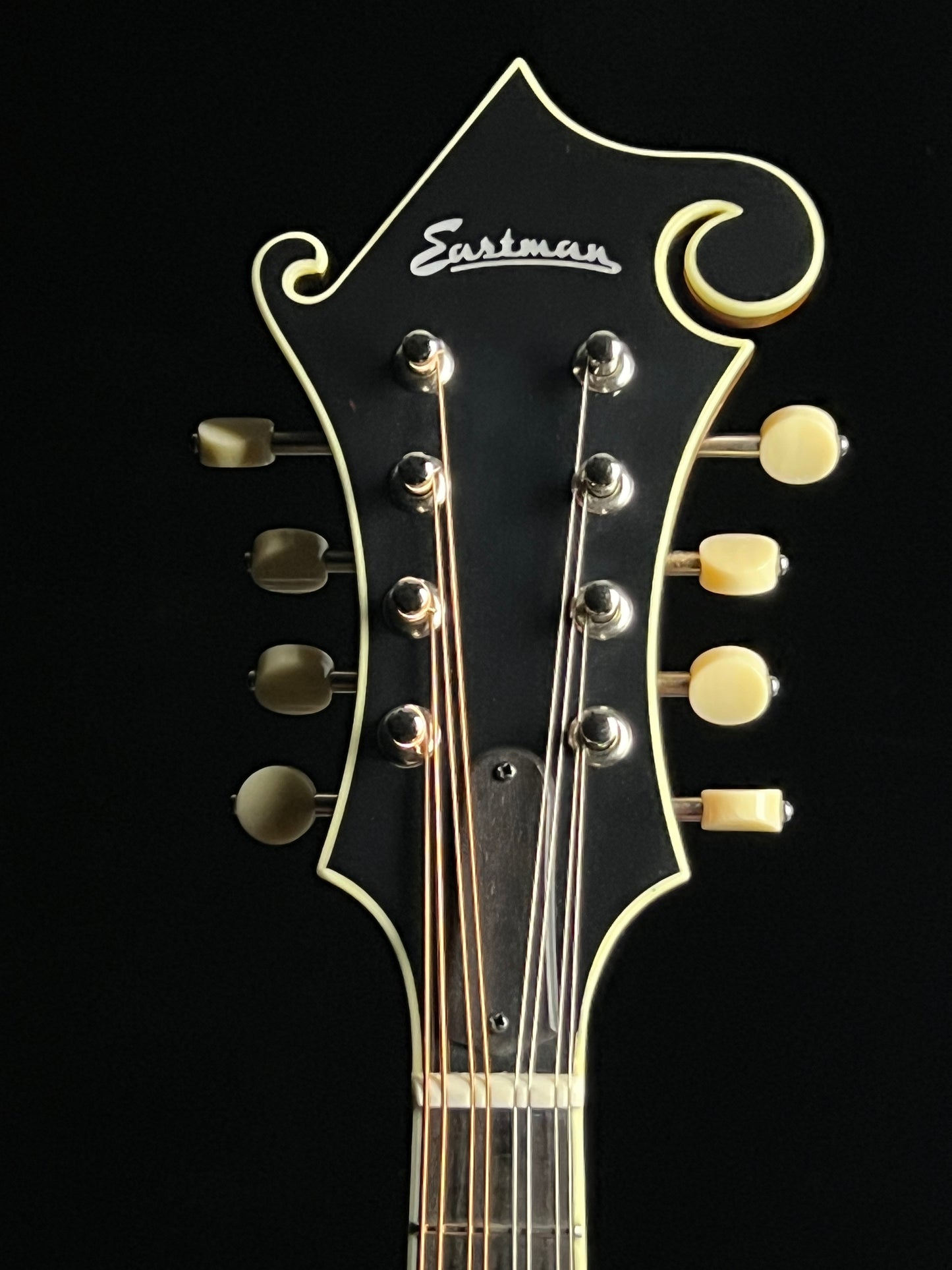 Eastman MD615-GB F-Style Mandolin Spruce/Maple with K&K Pickup - New