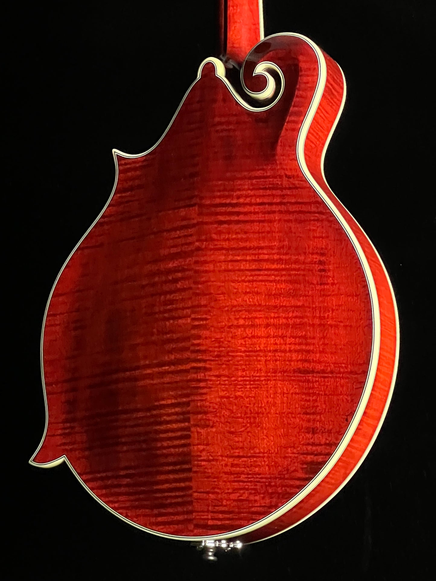 Eastman MD815 F-Style Adirondack Spruce/Highly Flamed Maple Mandolin- New