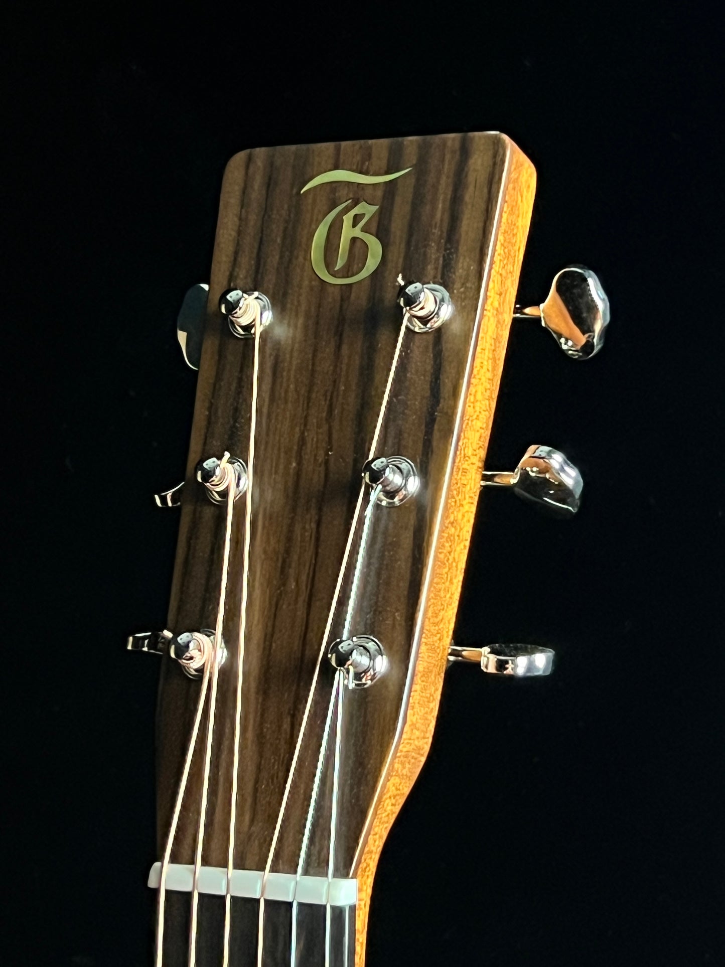 Gallagher Bluegrass Bell Dreadnought Torrefied Adirondack Spruce / Mahogany - New