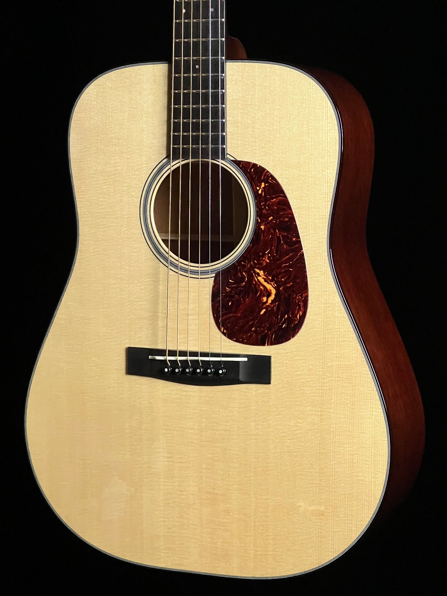 Huss & Dalton TD-M Standard Sitka Spruce/ Mahogany Acoustic Guitar - New