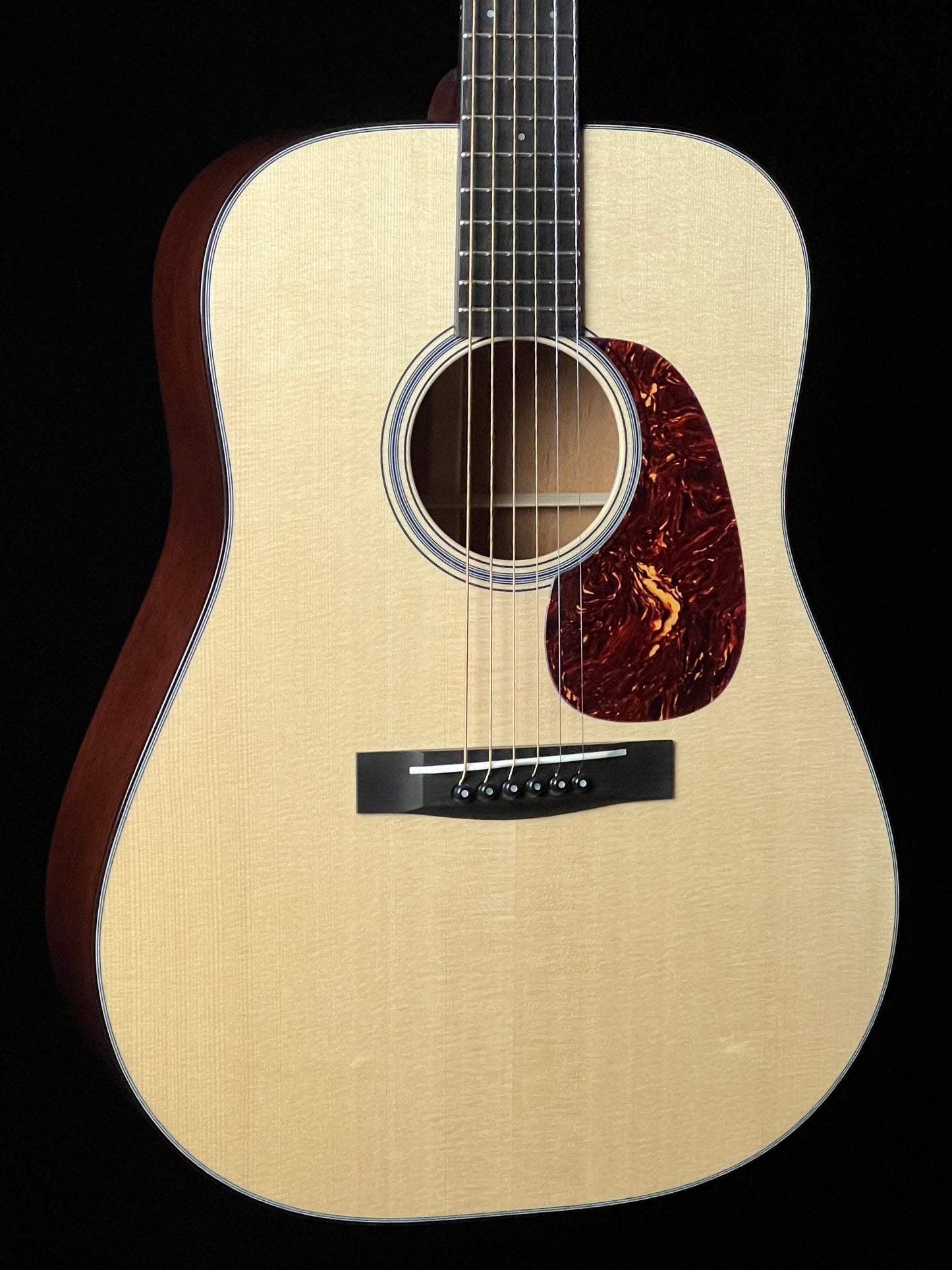 Huss & Dalton TD-M Standard Sitka Spruce/ Mahogany Acoustic Guitar - New