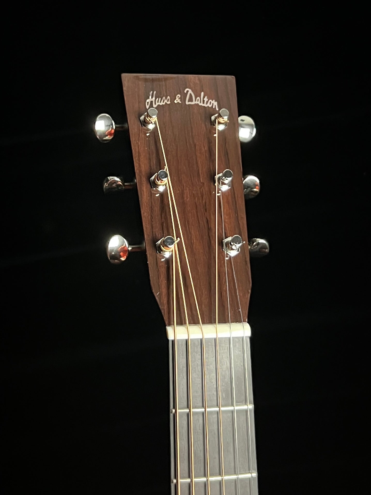 Huss & Dalton TD-M Standard Sitka Spruce/ Mahogany Acoustic Guitar - New