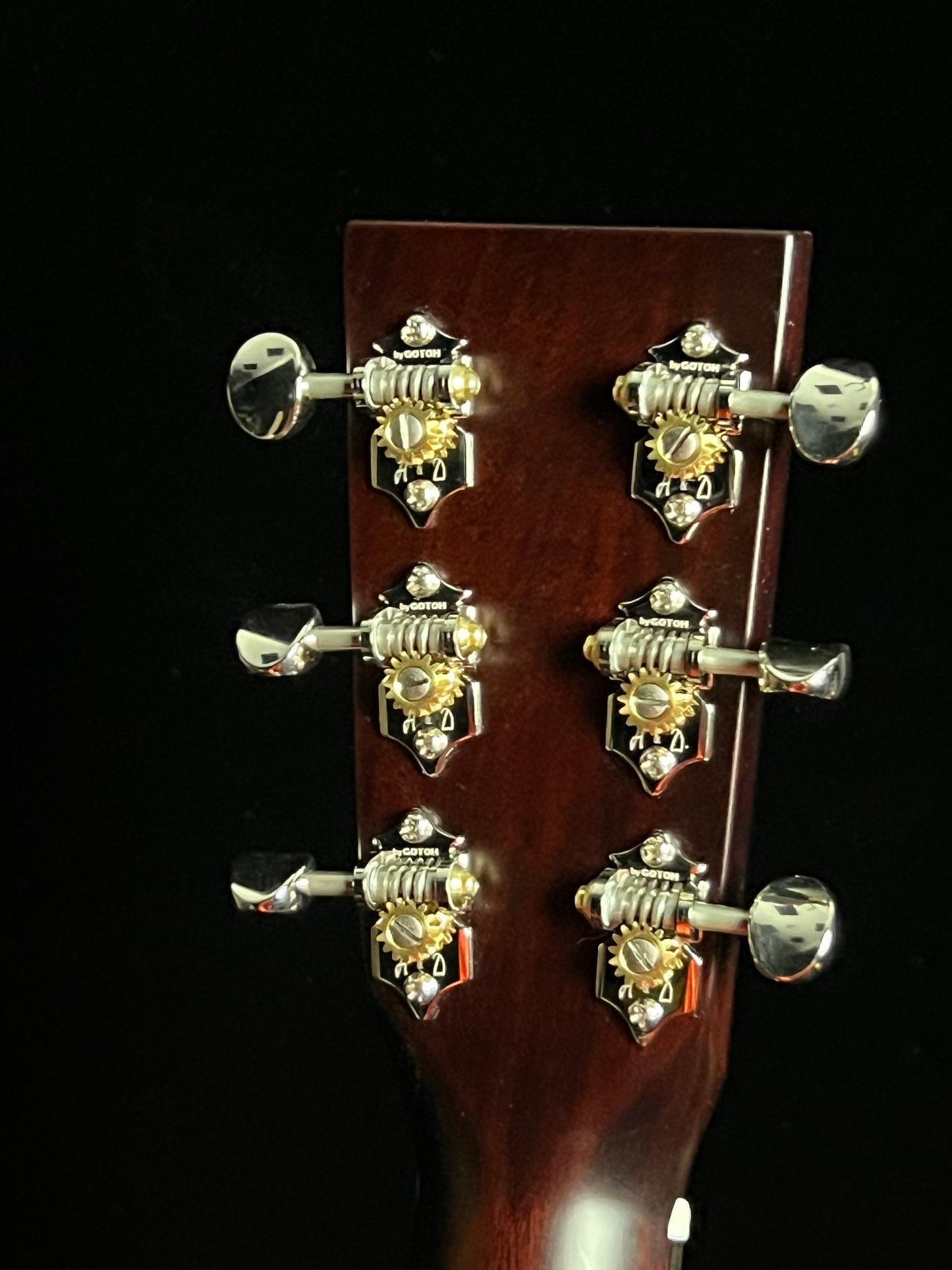 Huss & Dalton TD-M Standard Sitka Spruce/ Mahogany Acoustic Guitar - New