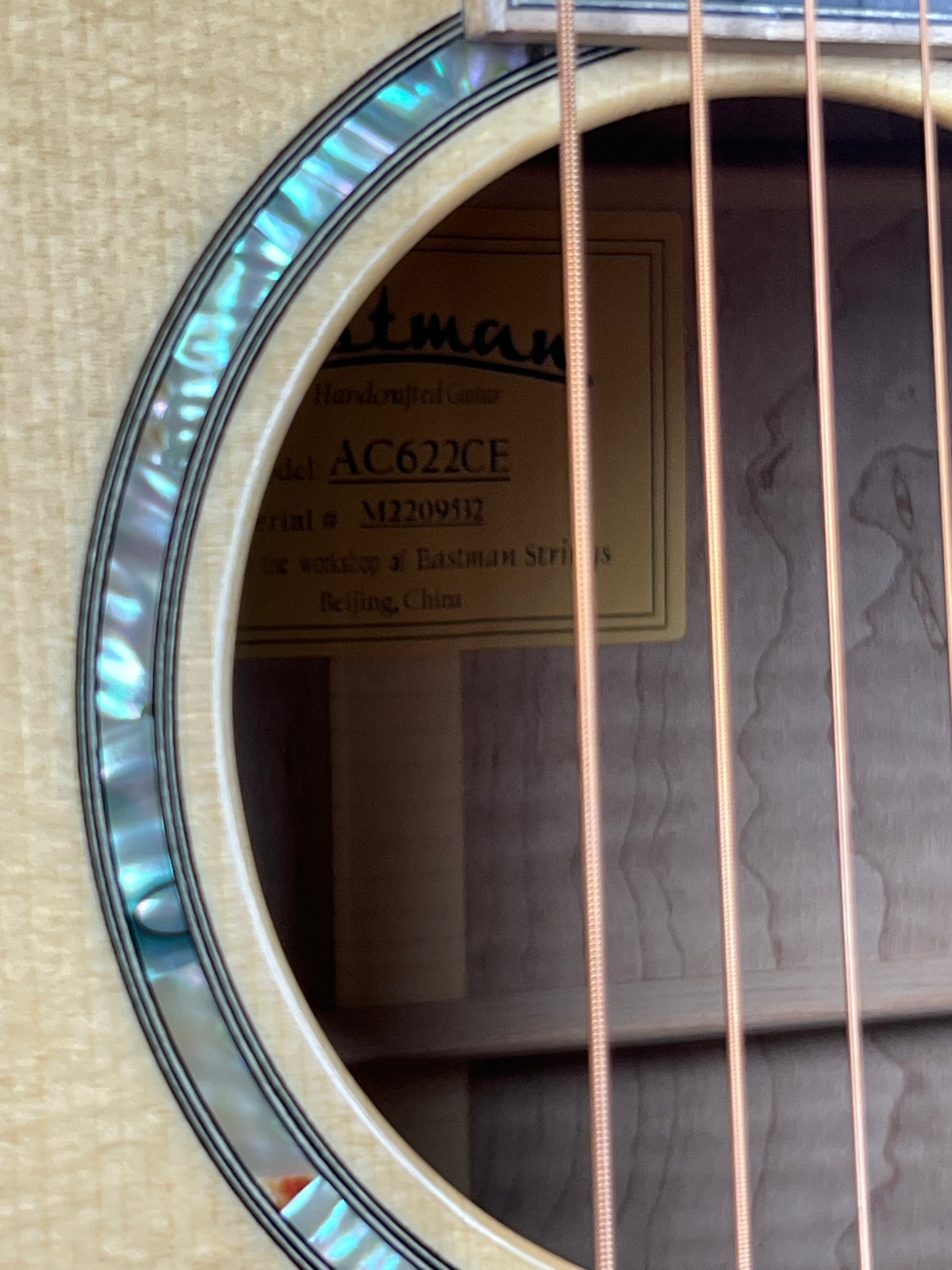 Eastman AC622CE Acoustic Cutaway Guitar - New