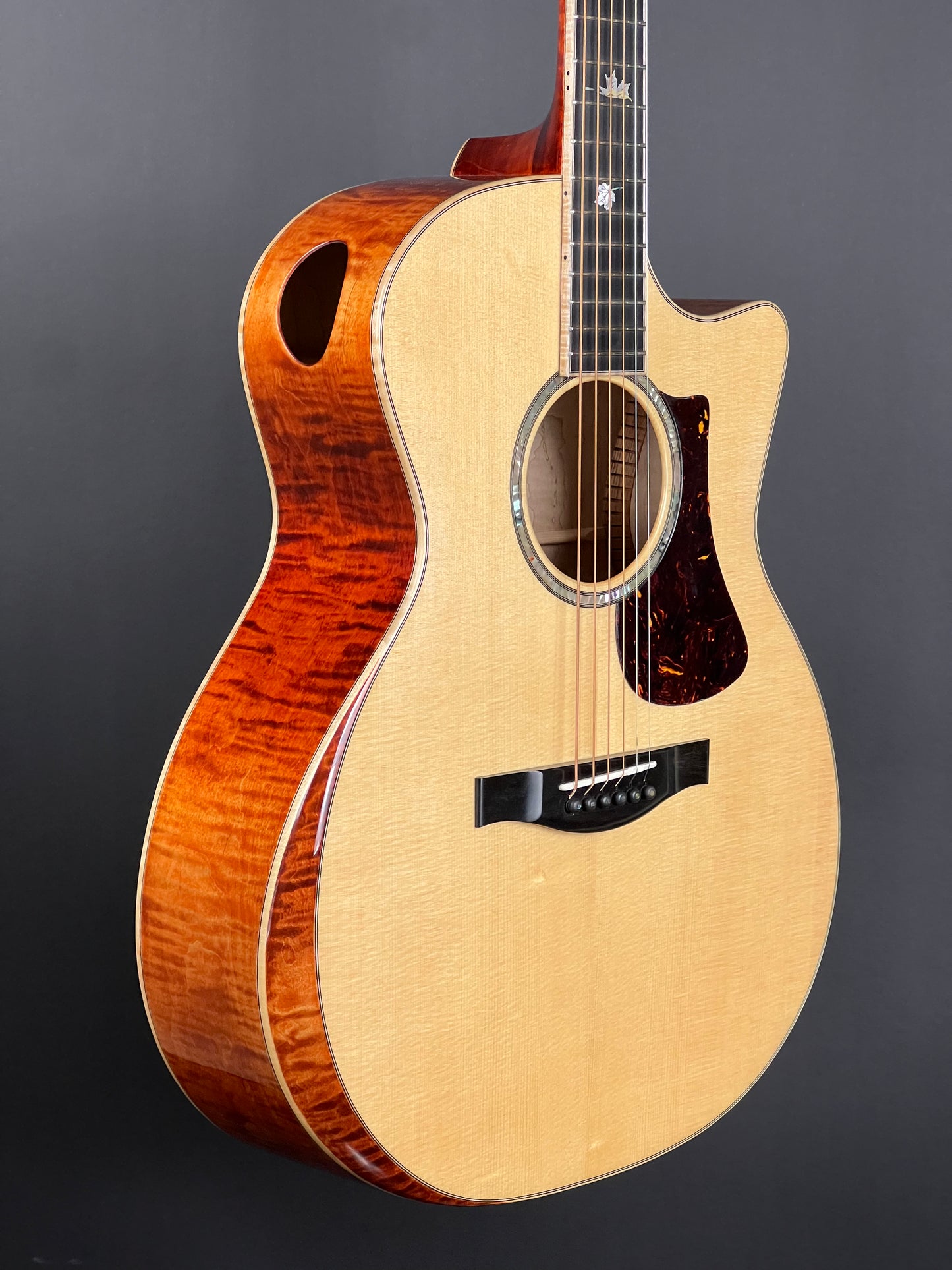 Eastman AC622CE Acoustic Cutaway Guitar - New