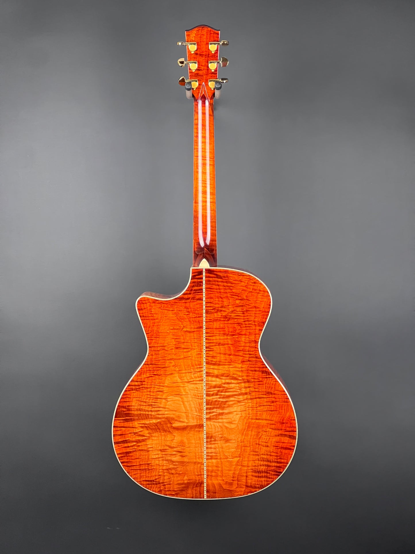 Eastman AC622CE Acoustic Cutaway Guitar - New
