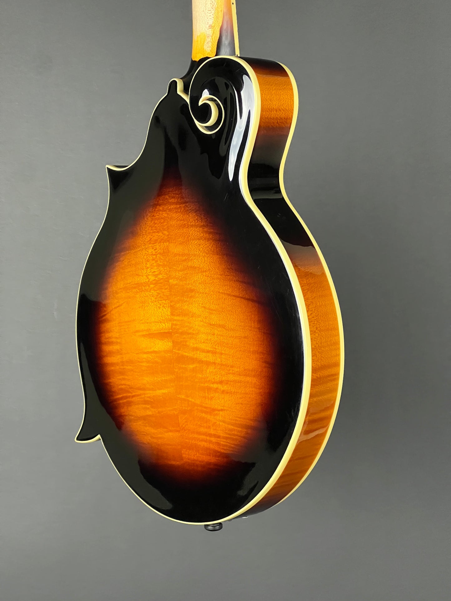 Loar LM-520-VS F-Style Mandolin - Used