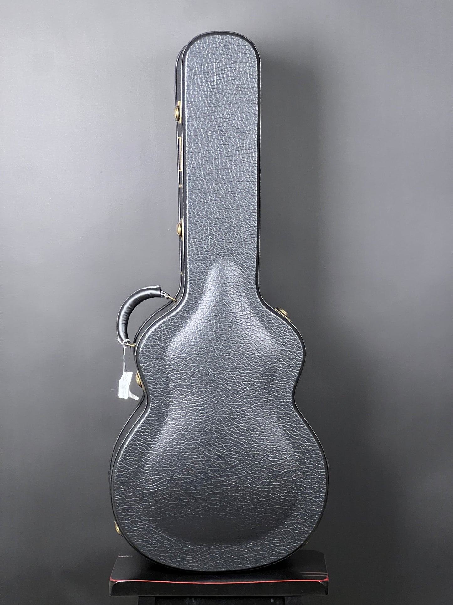 Eastman AC622CE Acoustic Cutaway Guitar - New