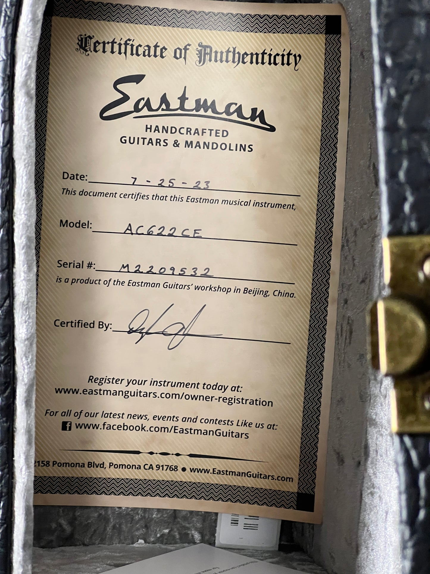 Eastman AC622CE Acoustic Cutaway Guitar - New