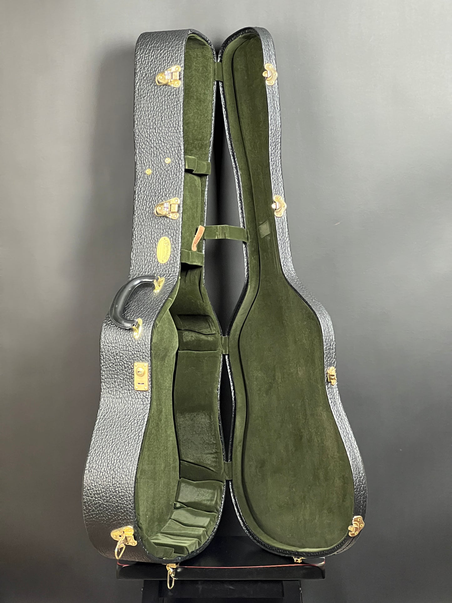 SOLD - 2018 Martin D-28 Authentic 1937 - Consignment