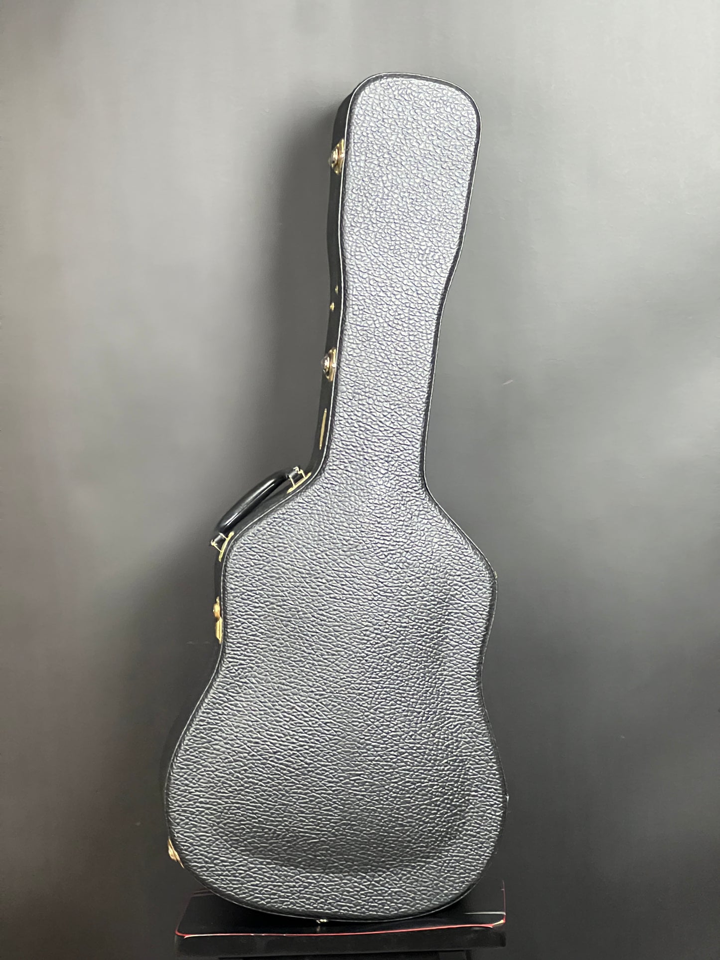SOLD - 2018 Martin D-28 Authentic 1937 - Consignment