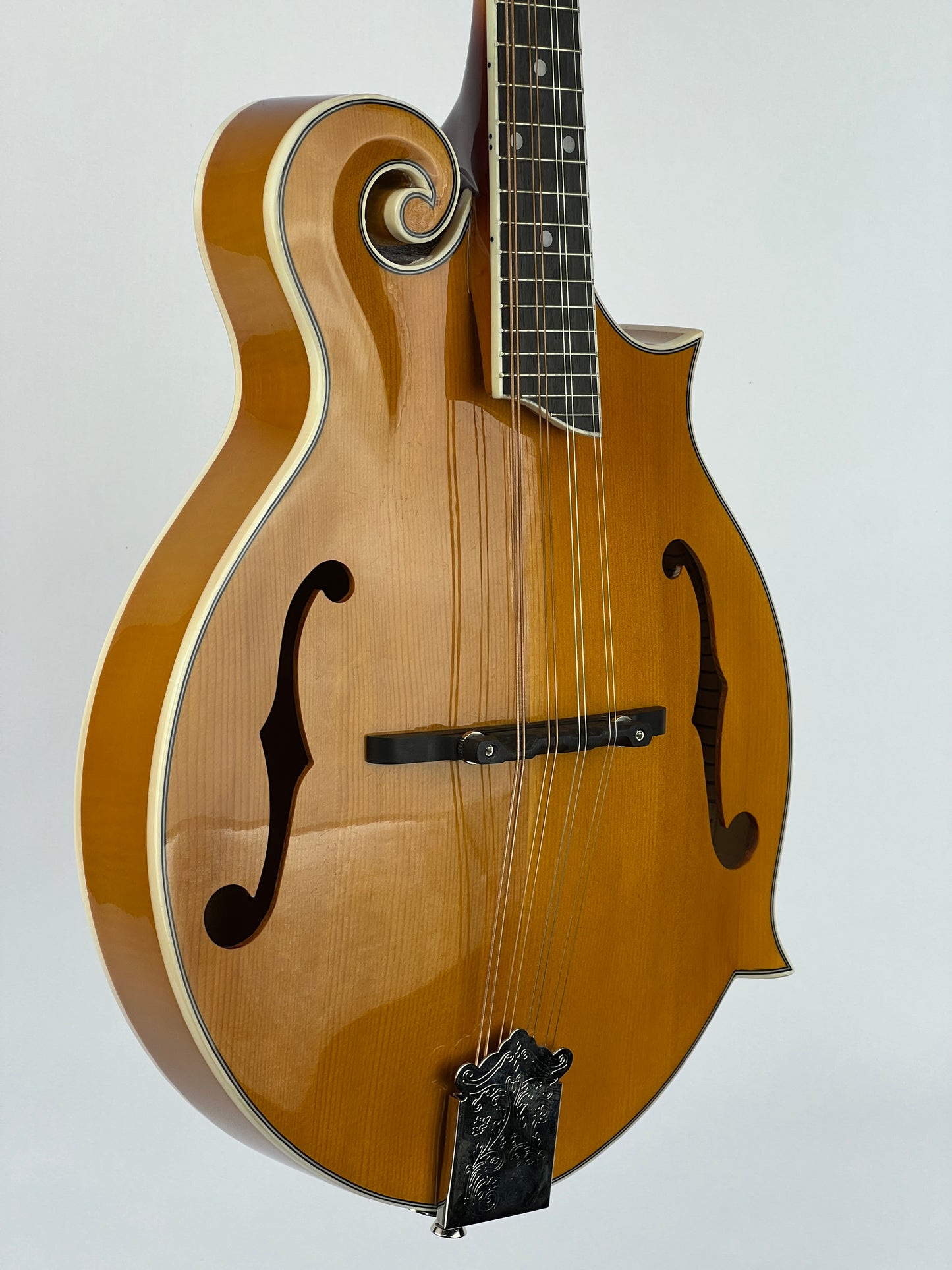 SOLD - Rover RM-75 Mandolin - New