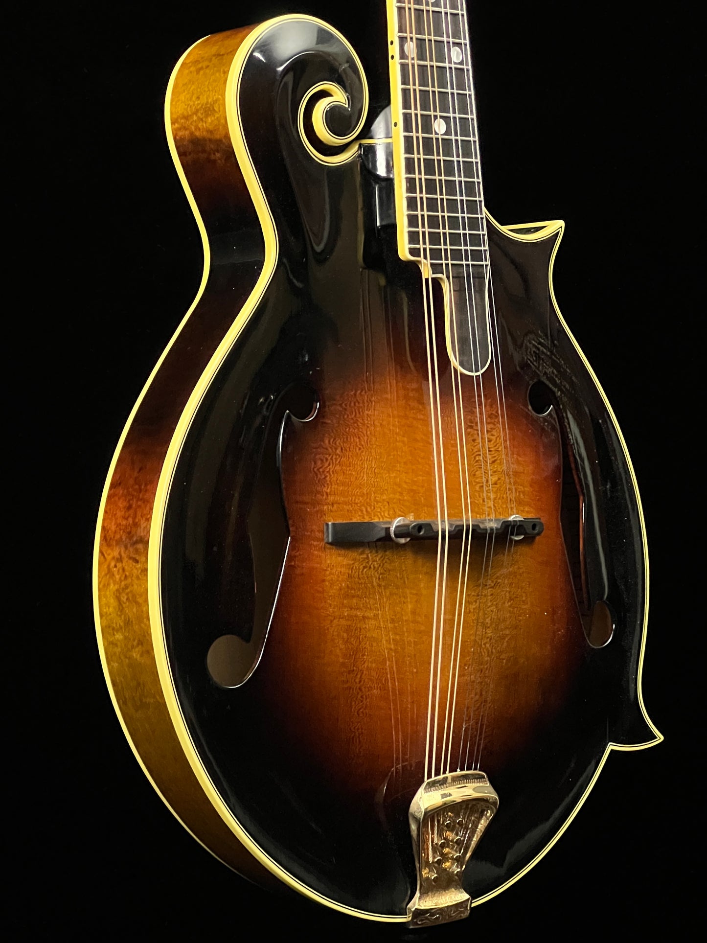 SOLD - Kentucky KM-1000 Sunburst F-Style Mandolin - Used