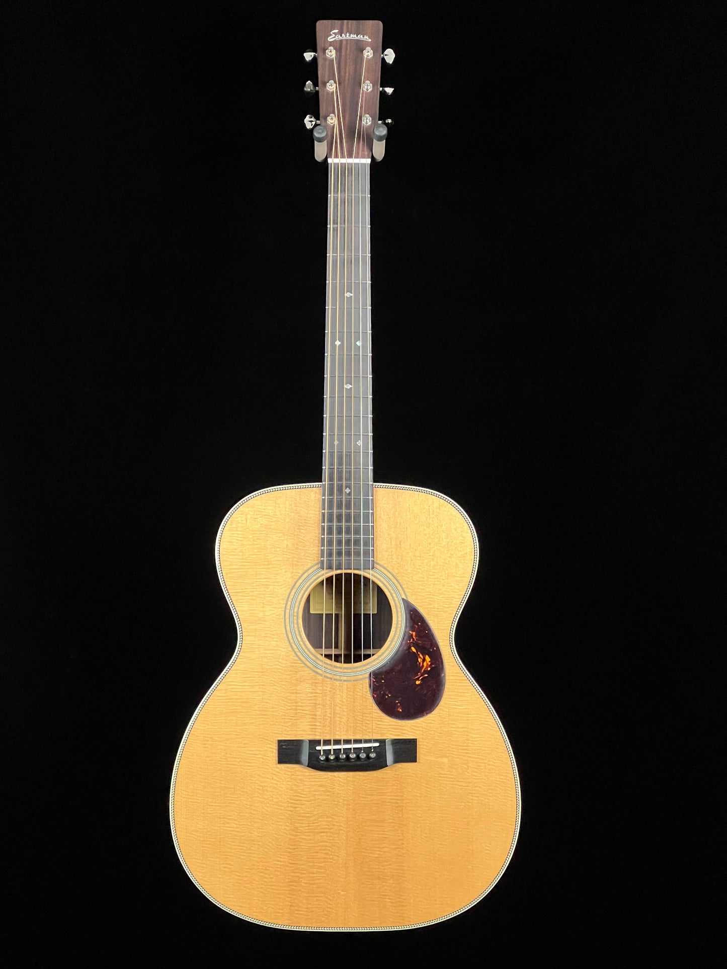 SOLD - Eastman E8 OM-TC Sitka Spruce and Solid Rosewood Acoustic Guitar - New