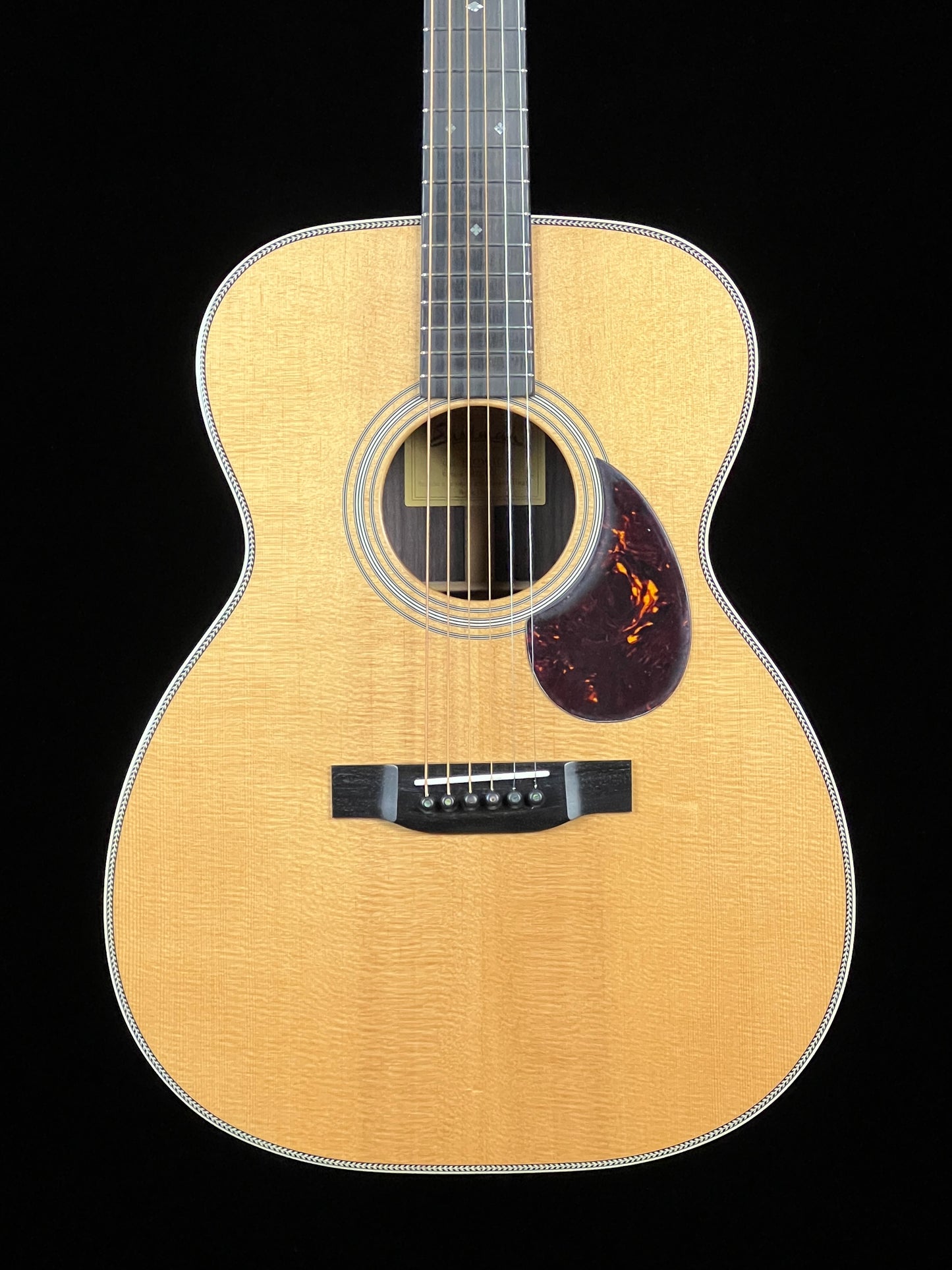 SOLD - Eastman E8 OM-TC Sitka Spruce and Solid Rosewood Acoustic Guitar - New