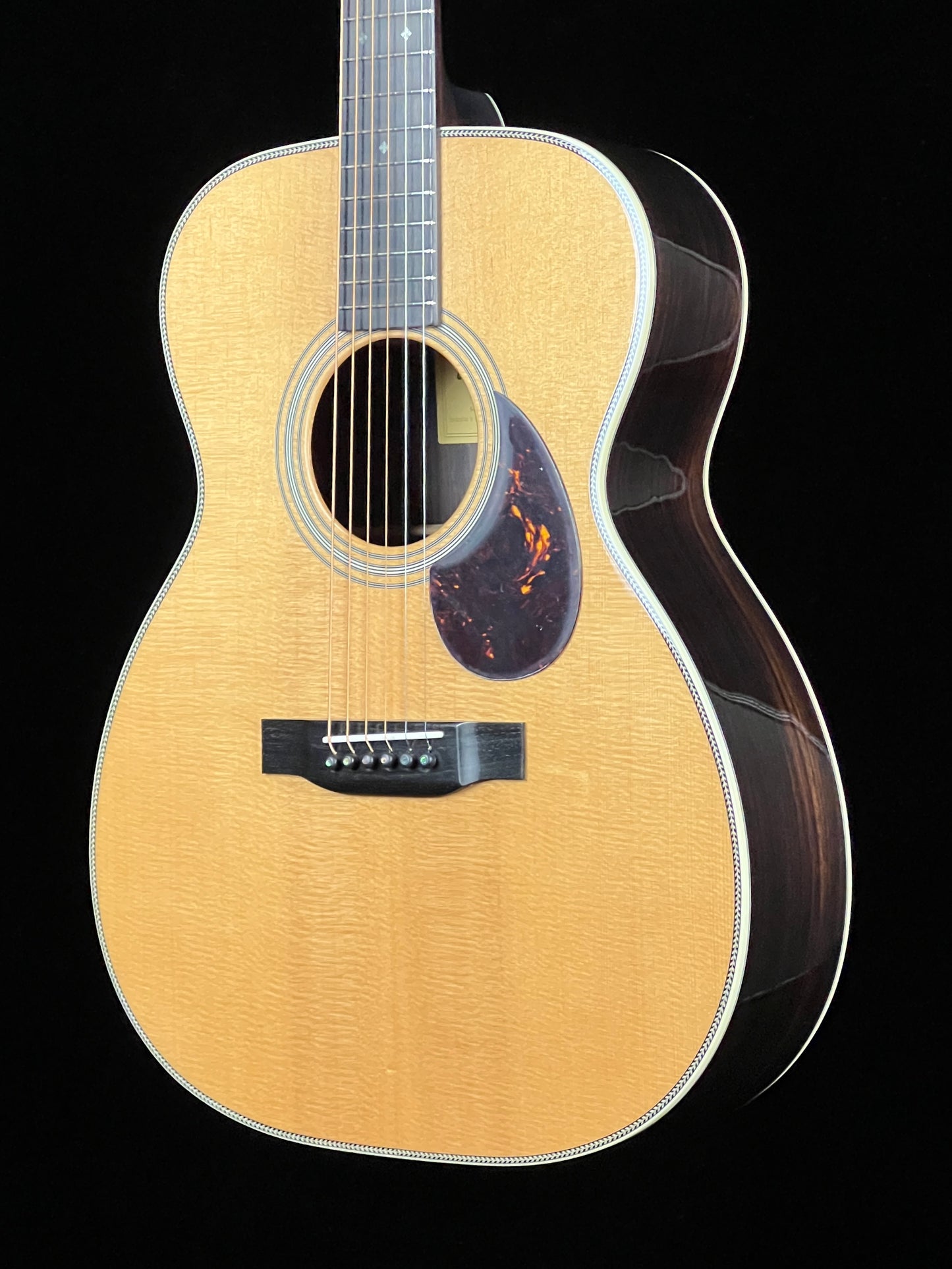 SOLD - Eastman E8 OM-TC Sitka Spruce and Solid Rosewood Acoustic Guitar - New