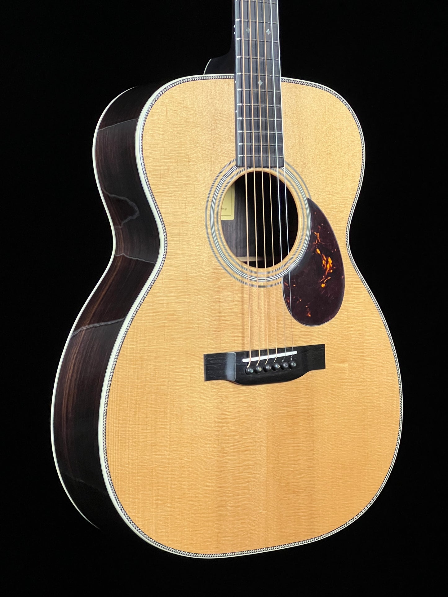 SOLD - Eastman E8 OM-TC Sitka Spruce and Solid Rosewood Acoustic Guitar - New