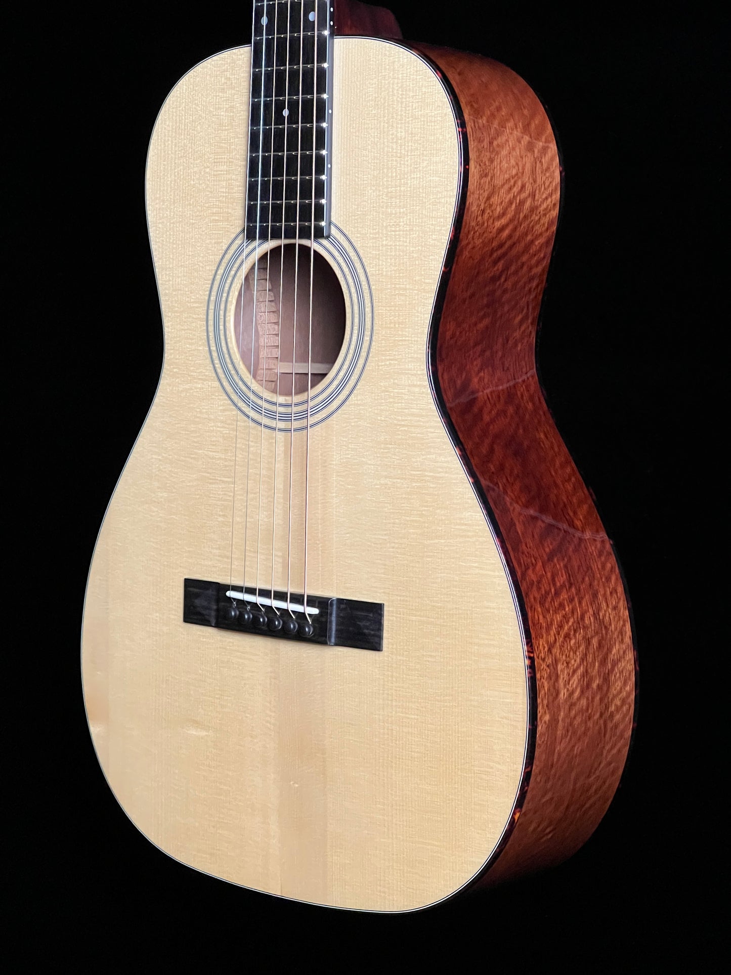 SOLD - Eastman E10PL Left-Handed Adirondack Spruce/Mahogany Parlor Acoustic Guitar - New