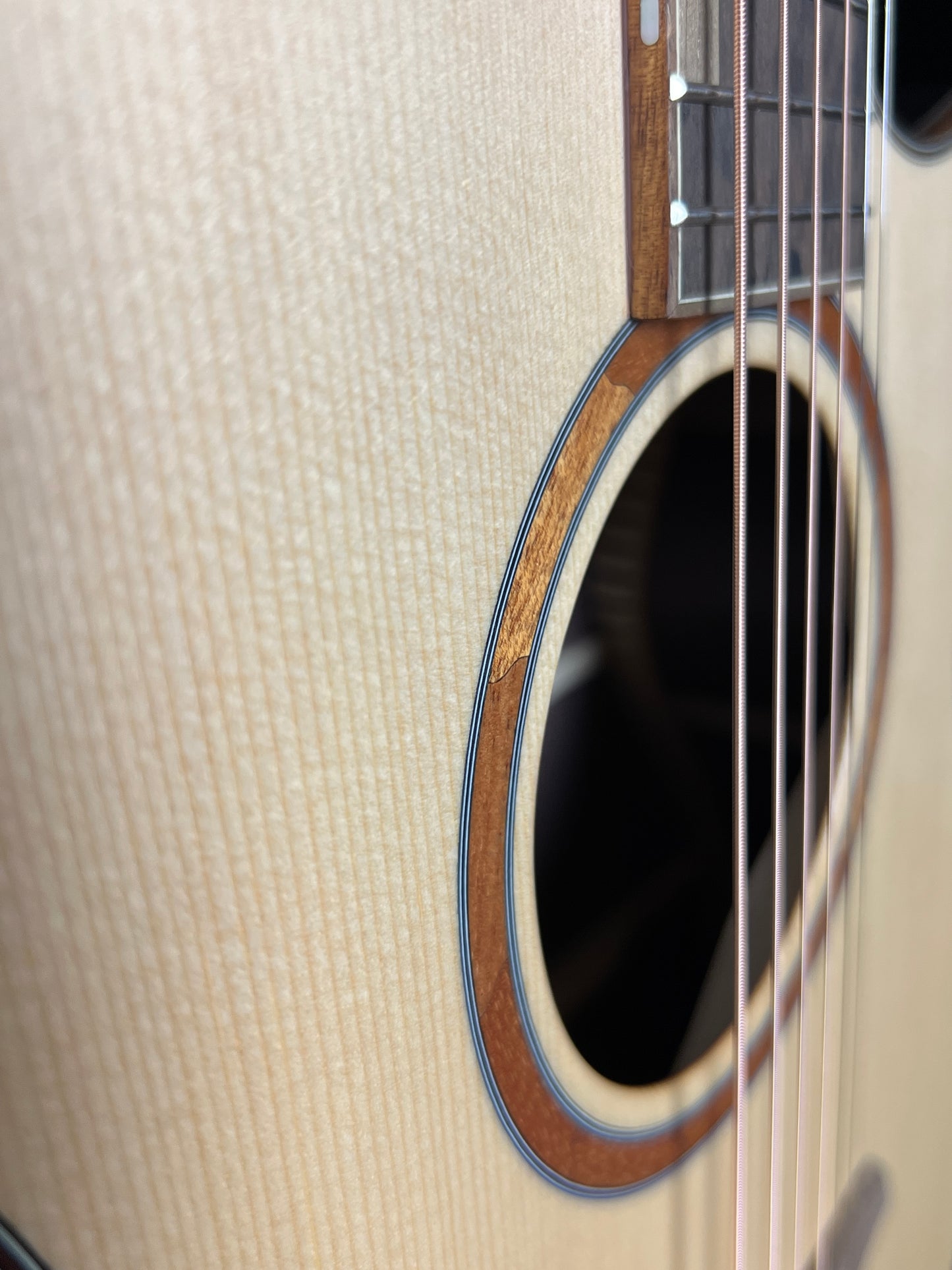 Furch Red Pure OMc-SR Sitka Spruce/ Indian Rosewood Acoustic Guitar with LR Baggs Anthem - New
