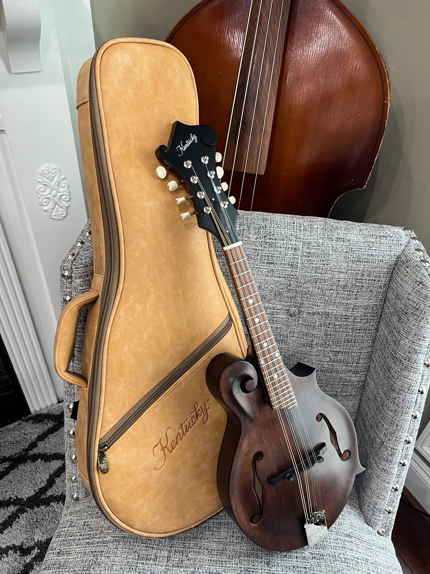 SOLD - Kentucky KM-606 F-Style Mandolin - New