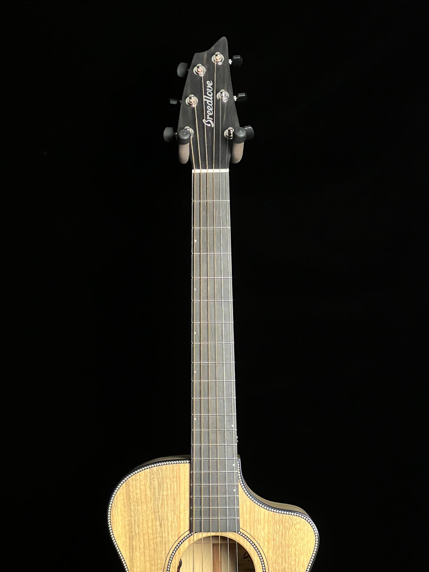 Breedlove Oregon Companion CE Myrtlewood Acoustic Travel Guitar with LR Baggs - New