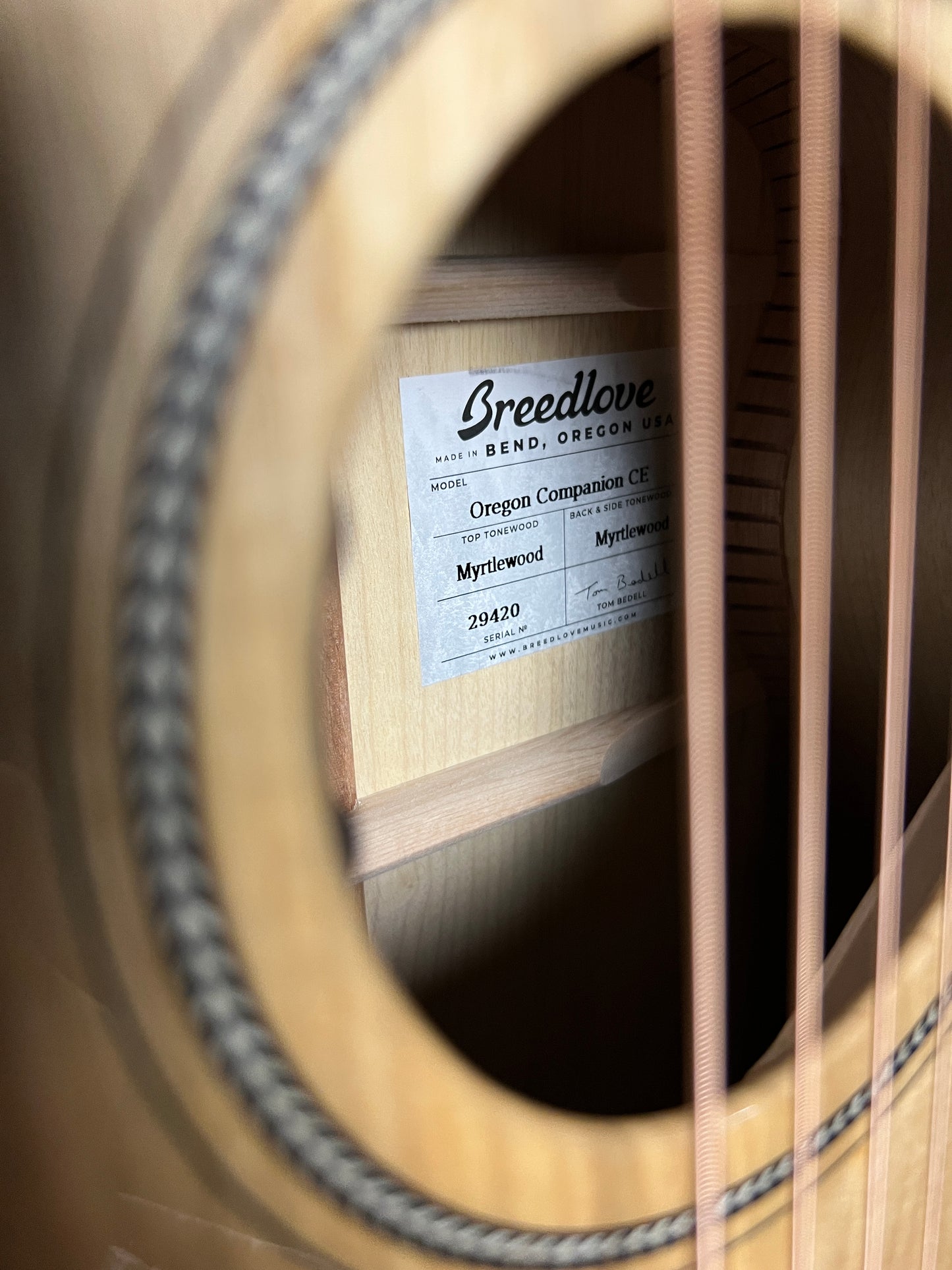 Breedlove Oregon Companion CE Myrtlewood Acoustic Travel Guitar with LR Baggs - New
