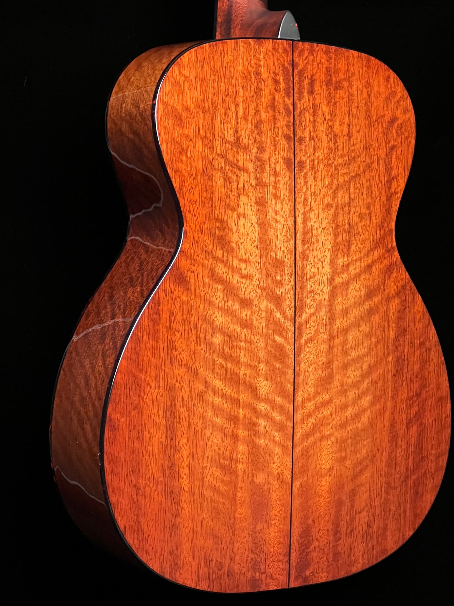 Eastman E10OM-TC Solid Thermo-Cured Adirondack Spruce / Mahogany - New