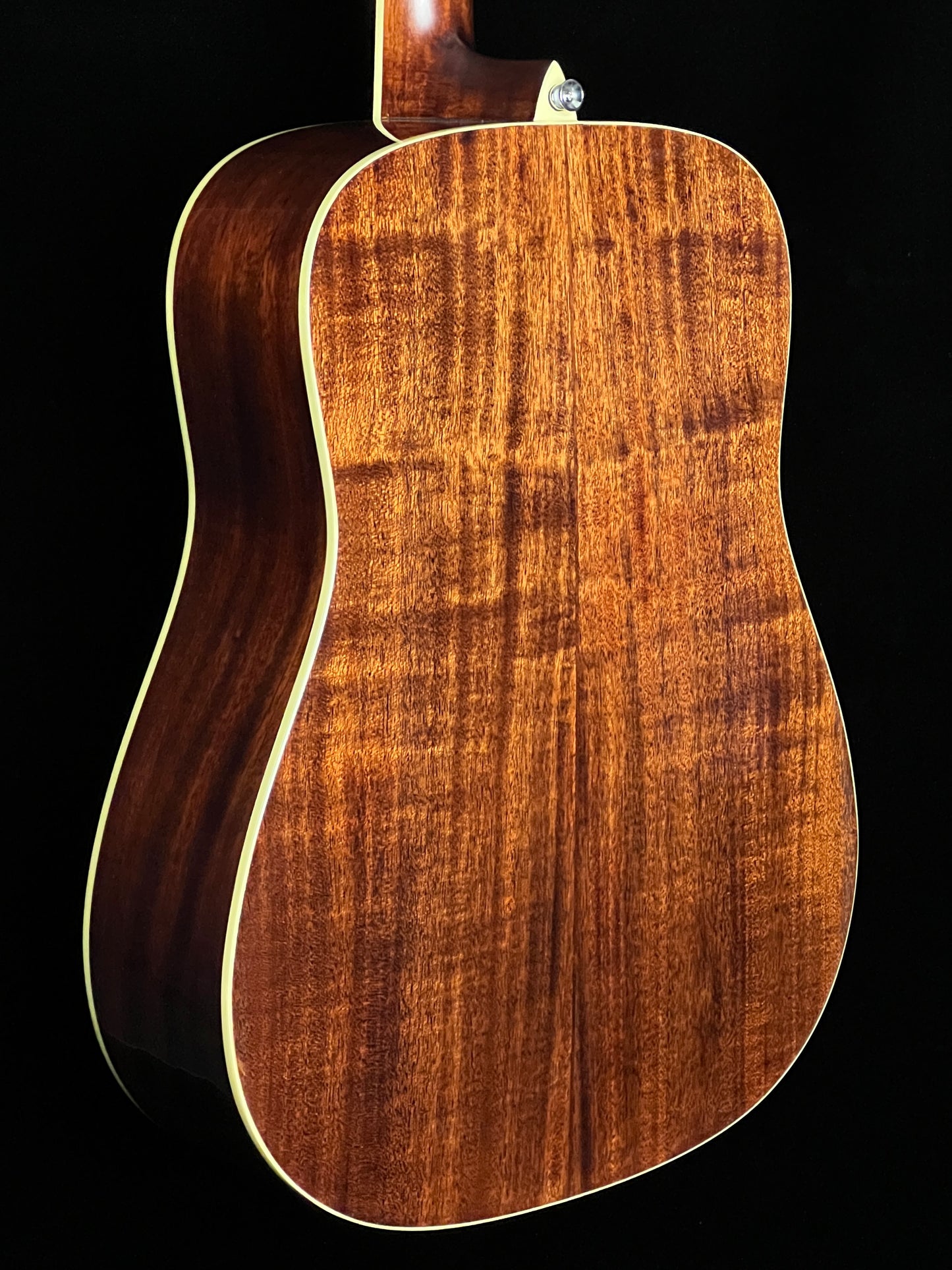 SOLD - Alvarez MD60EBG Dreadnought Acoustic Guitar - Used