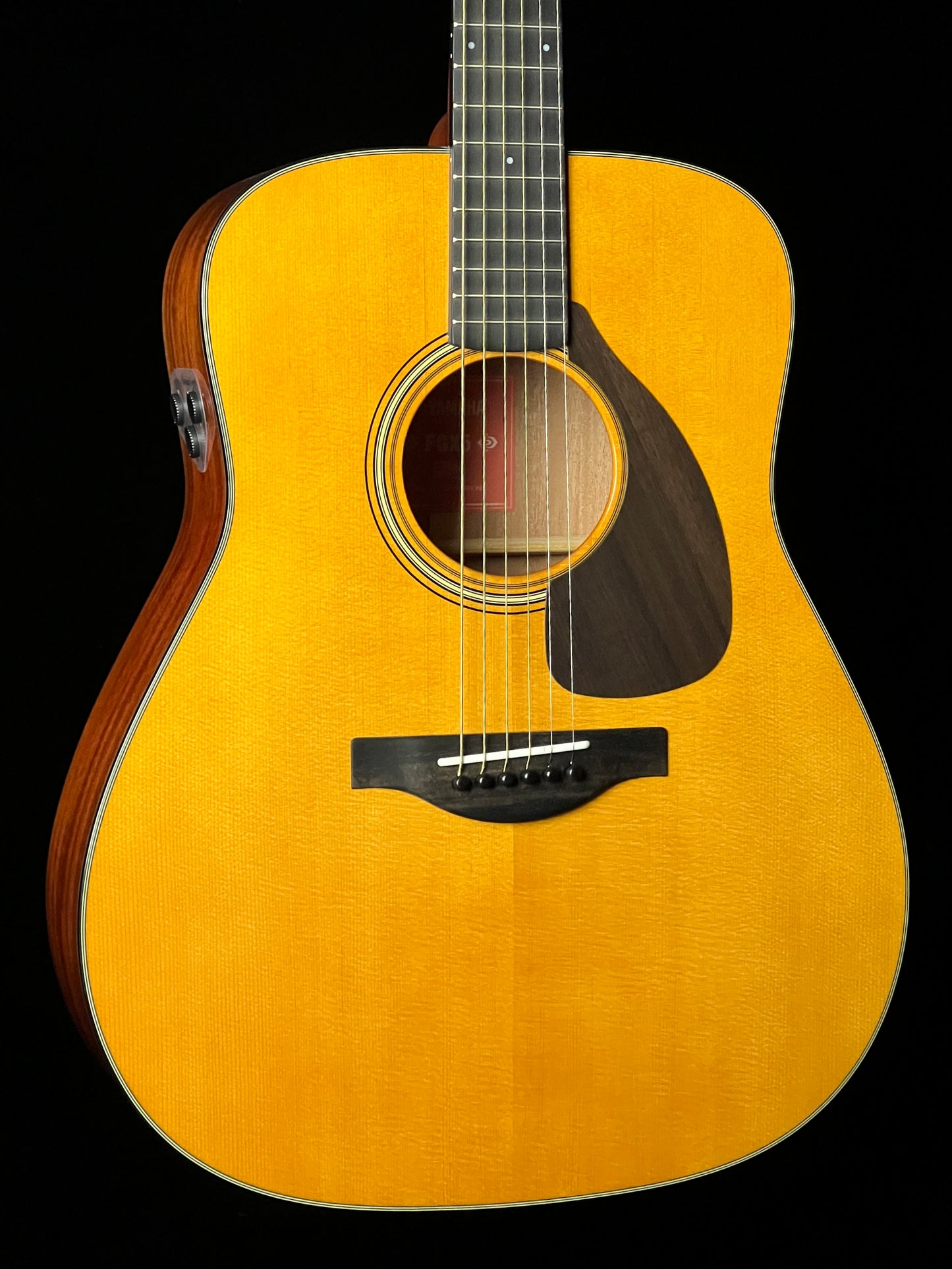 Yamaha FGX5 Red Label Gloss Sitka Spruce / Mahogany Acoustic Guitar with Atmosfeel Pickup - New