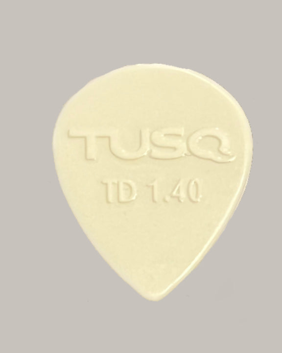 TUSQ Teardrop Pick