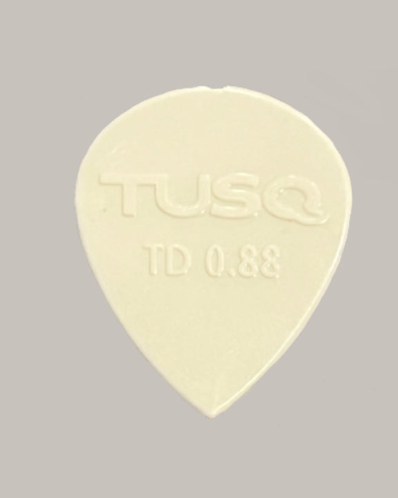 TUSQ Teardrop Pick