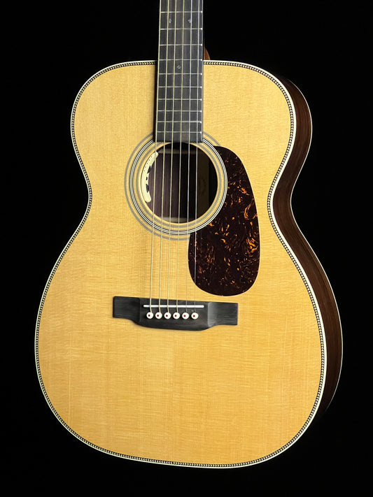 Martin 00-28 Spruce / Rosewood Acoustic Guitar - Used