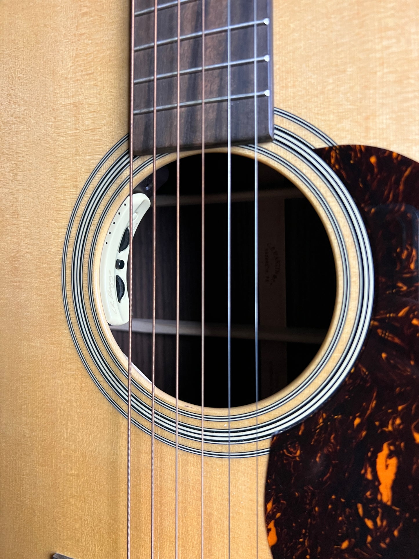 2025 Martin HD-28 Dreadnought Spruce/East Indian Rosewood Acoustic Guitar with LR Baggs - Consignment