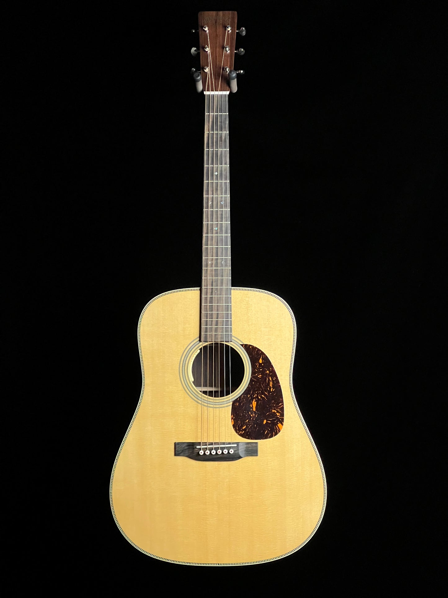 2025 Martin HD-28 Dreadnought Spruce/East Indian Rosewood Acoustic Guitar with LR Baggs - Consignment