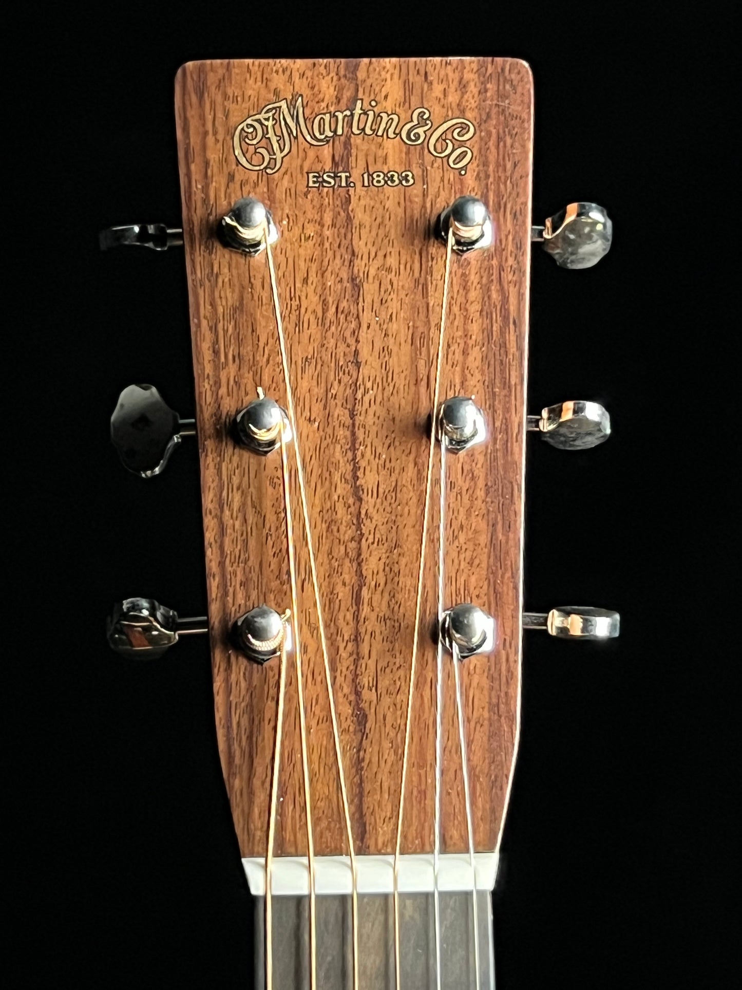 2025 Martin HD-28 Dreadnought Spruce/East Indian Rosewood Acoustic Guitar with LR Baggs - Consignment