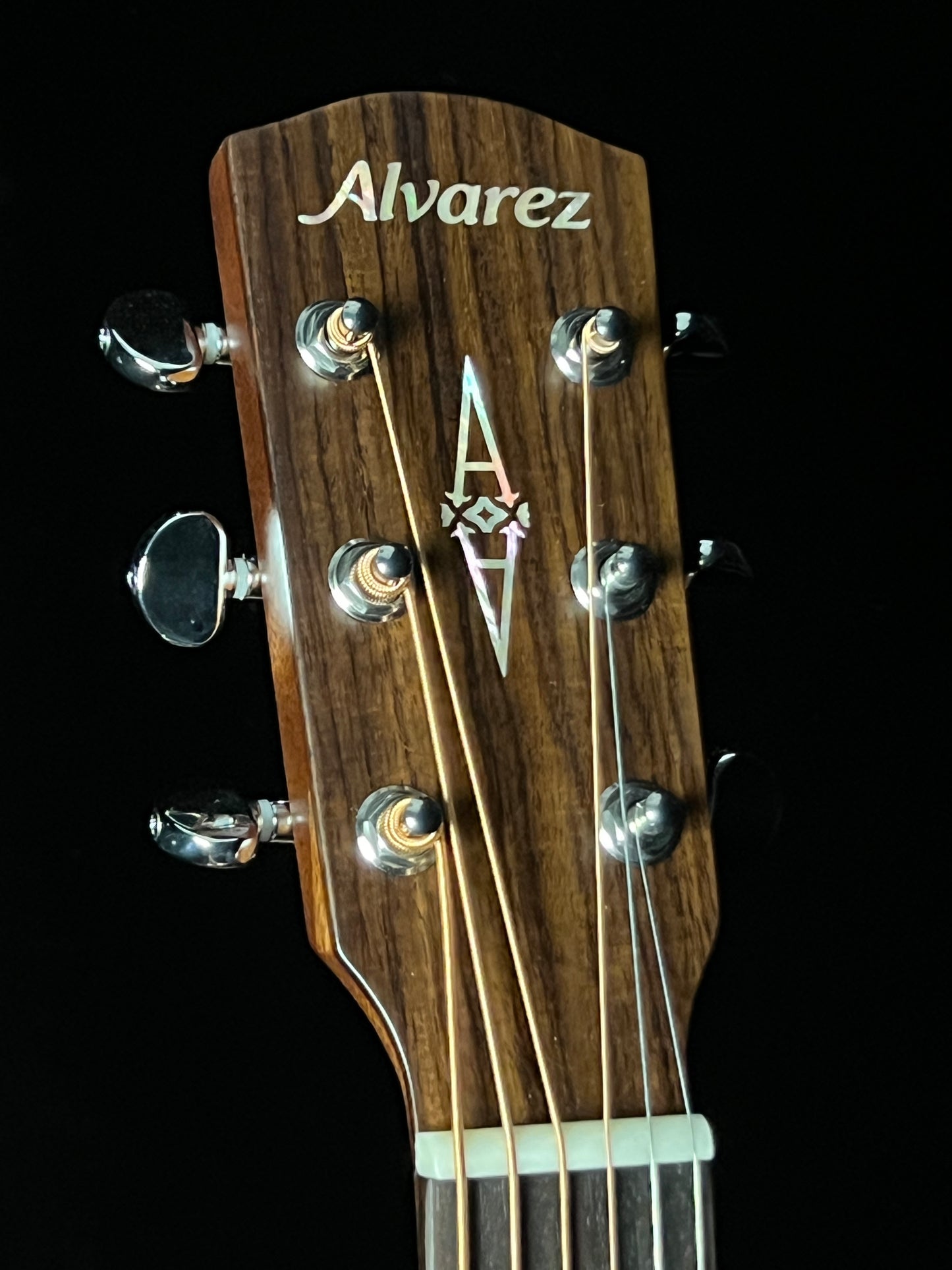 Alvarez Artist Baritone Acoustic Guitar - New