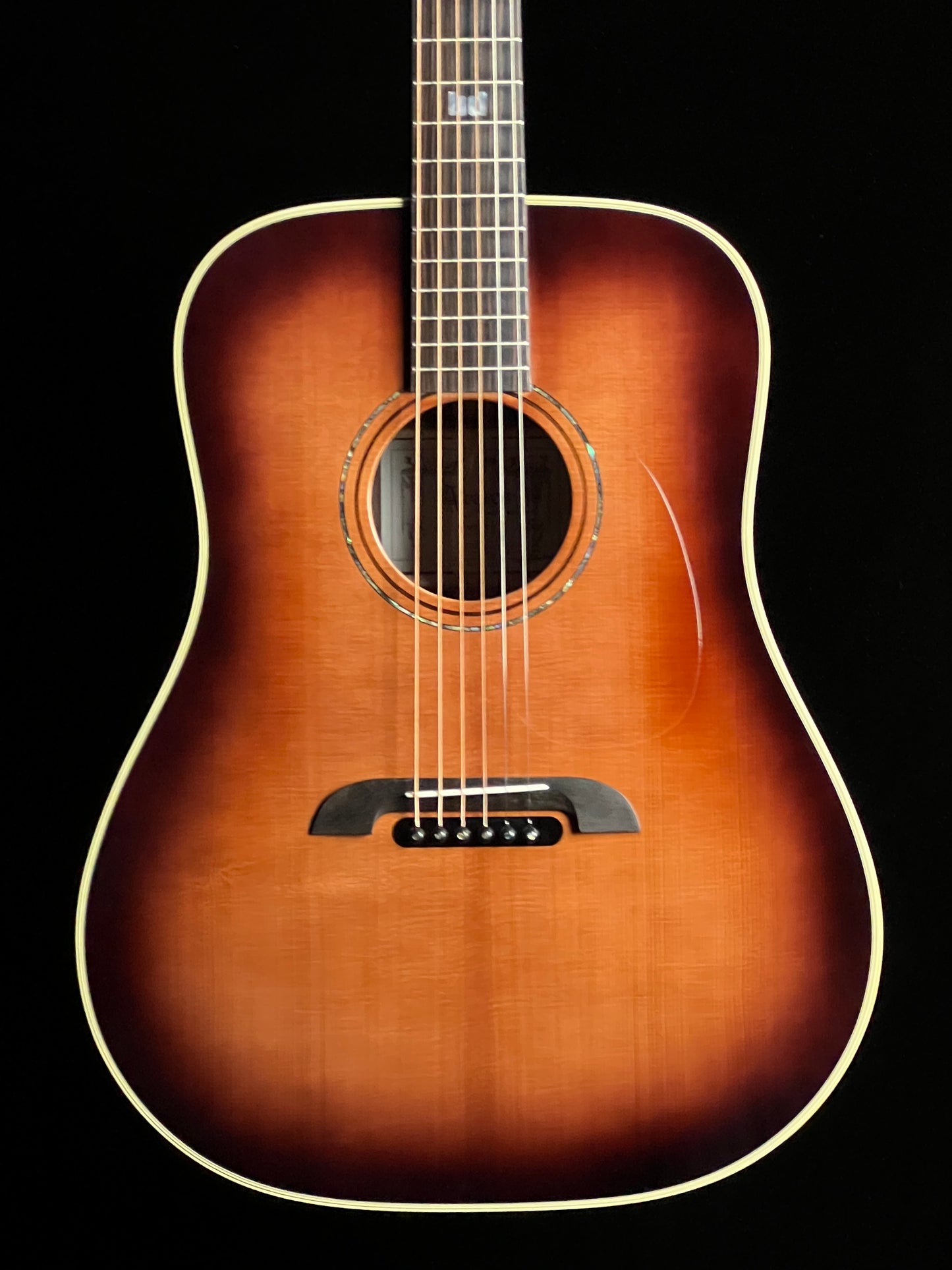 Alvarez DYM70BD Yairi Masterworks Dreadnought Brad Davis Sitka Spruce/East Indian Rosewood - New