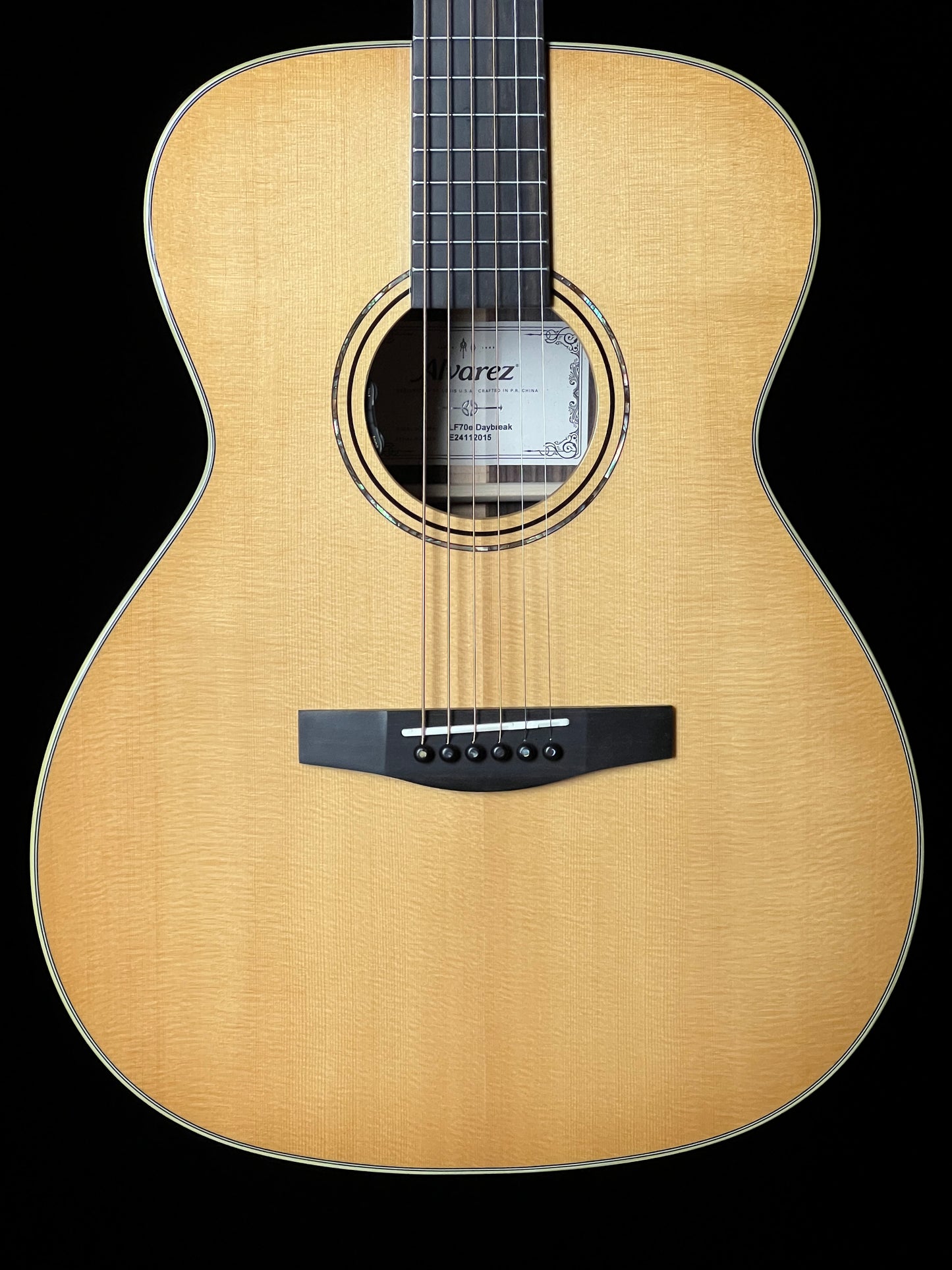 Alvarez Laureate LF70e Daybreak OM Sitka Spruce/East Indian Rosewood Acoustic Guitar - New
