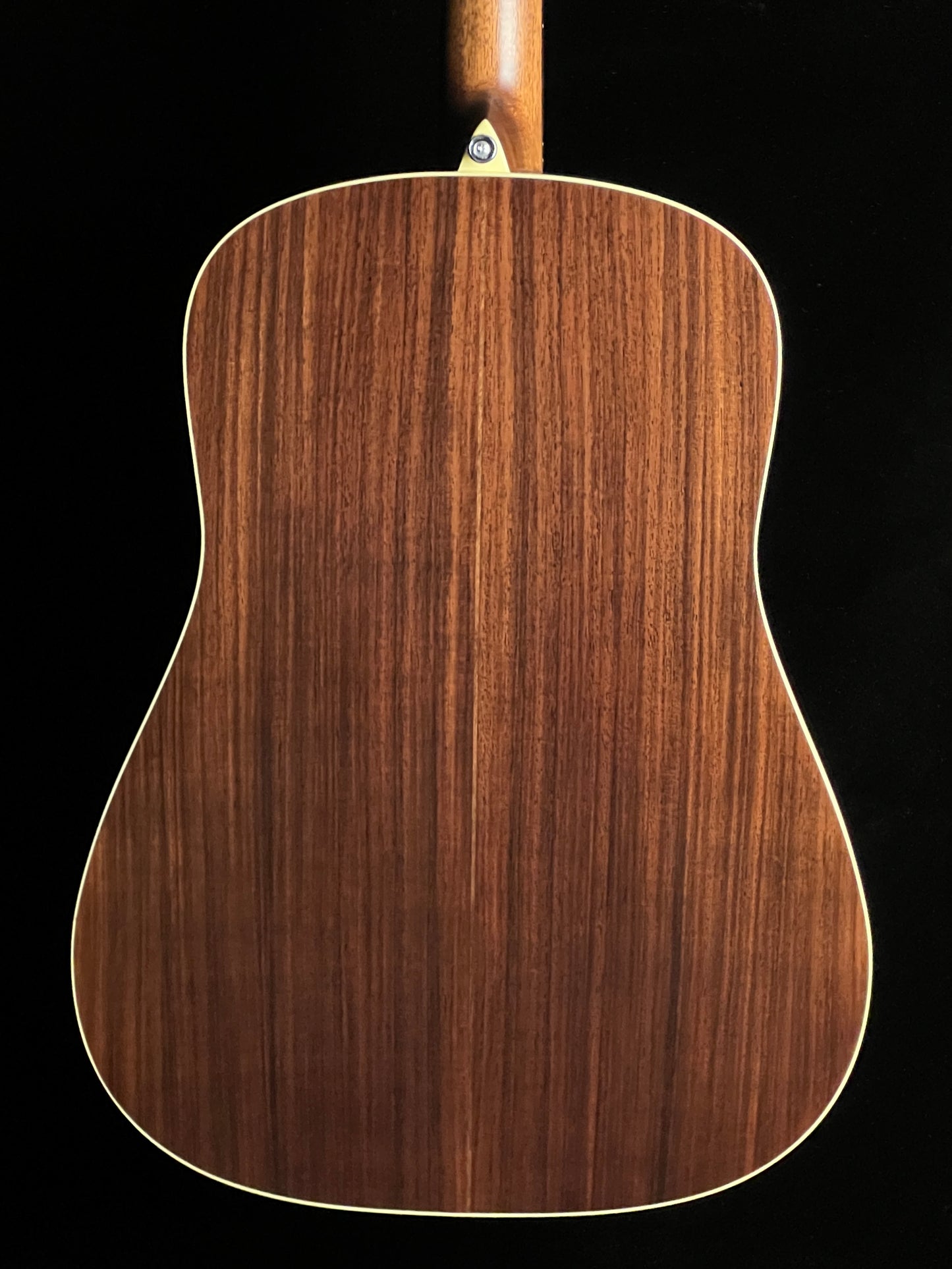 Alvarez MDR70e Masterworks Dreadnought 12 Fret Slope Shoulder Sunburst Sitka Spruce / East Indian Rosewood Acoustic Guitar with LR Baggs - New