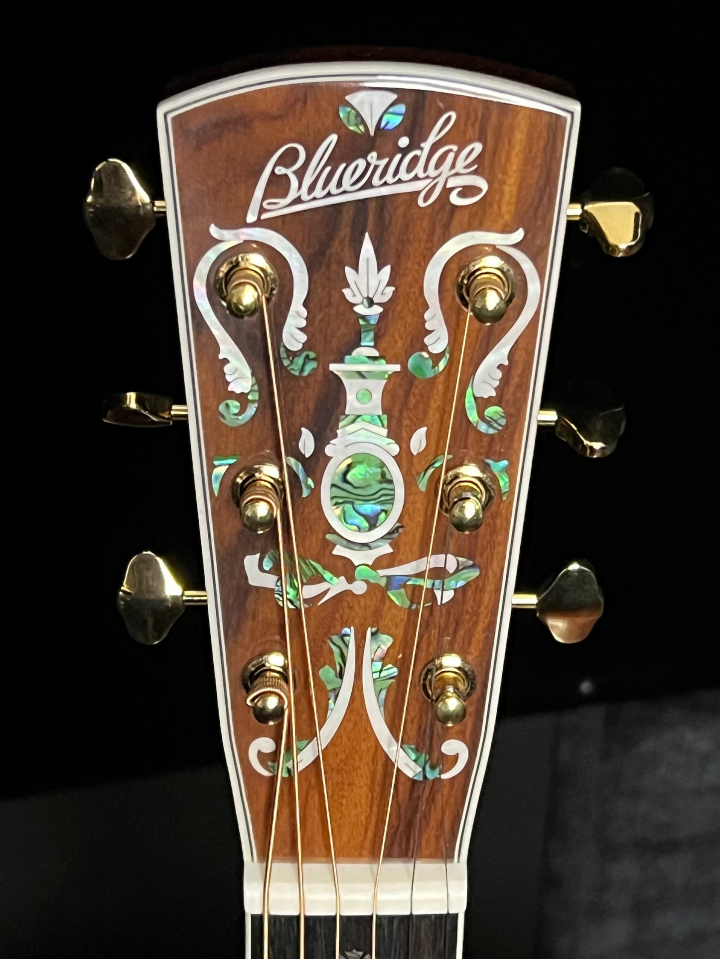 Blueridge BR-180 Historic Series Dreadnought Guitar Stika Spruce/East Indian Rosewood - New