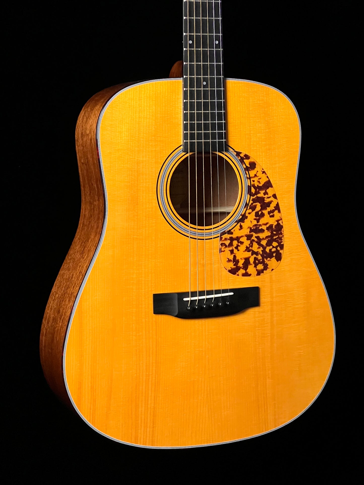 SOLD - Blueridge BR-240 Prewar Series Dreadnaught Guitar Adirondack Spruce/ Mahogany - New