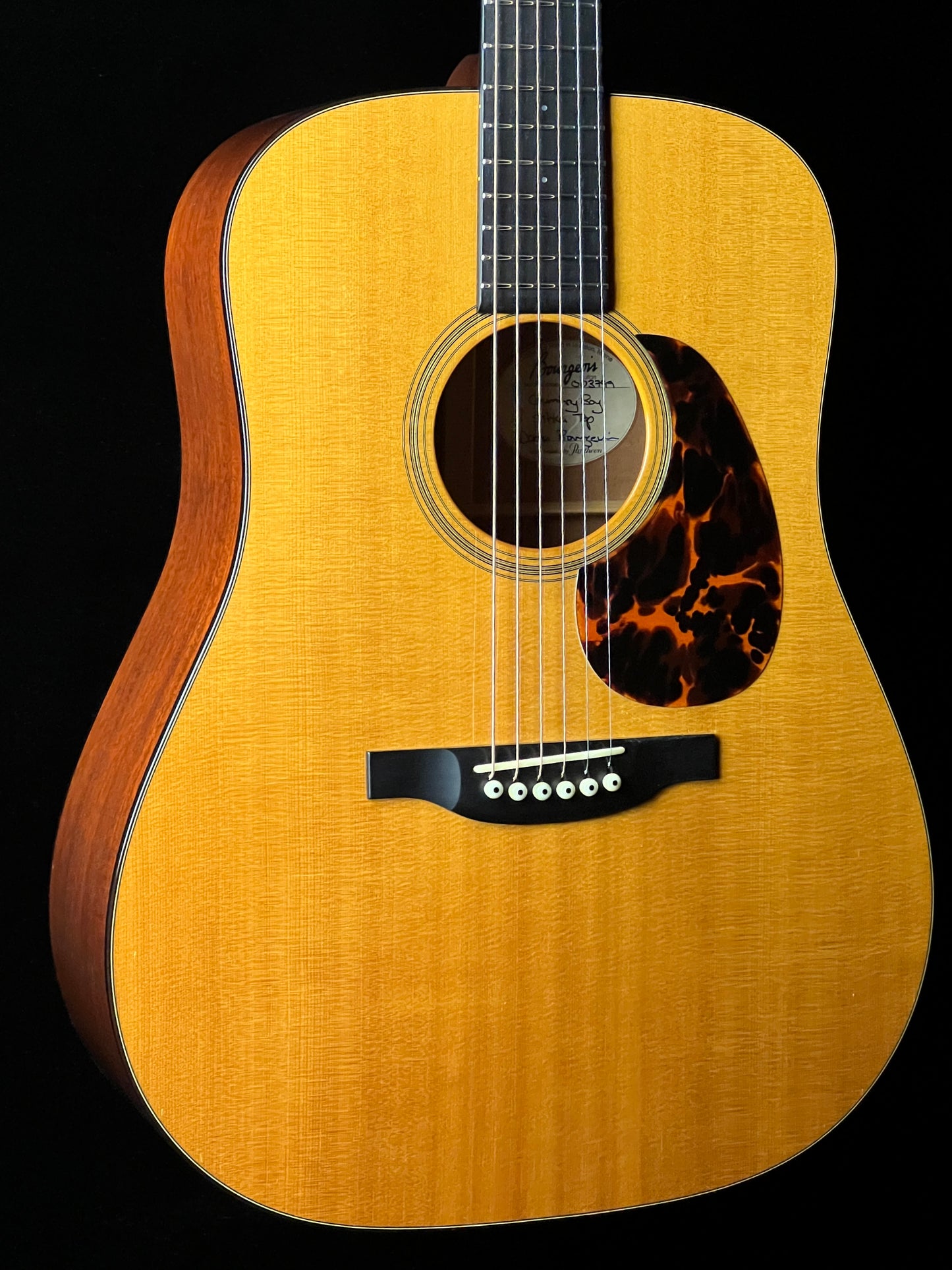 Bourgeois Country Boy Dreadnought Acoustic Guitar with Pick up Sitka Spruce/Mahogany - Used